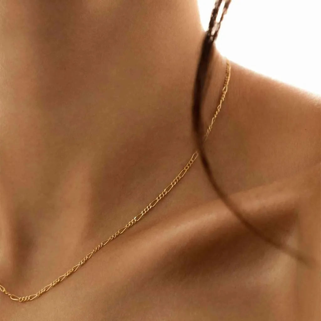 BodyBonita Collana Girocollo a Catena Figaro in Argento Sterling 925 Placcata in Oro 16K, 14 Pollici - immagine 5