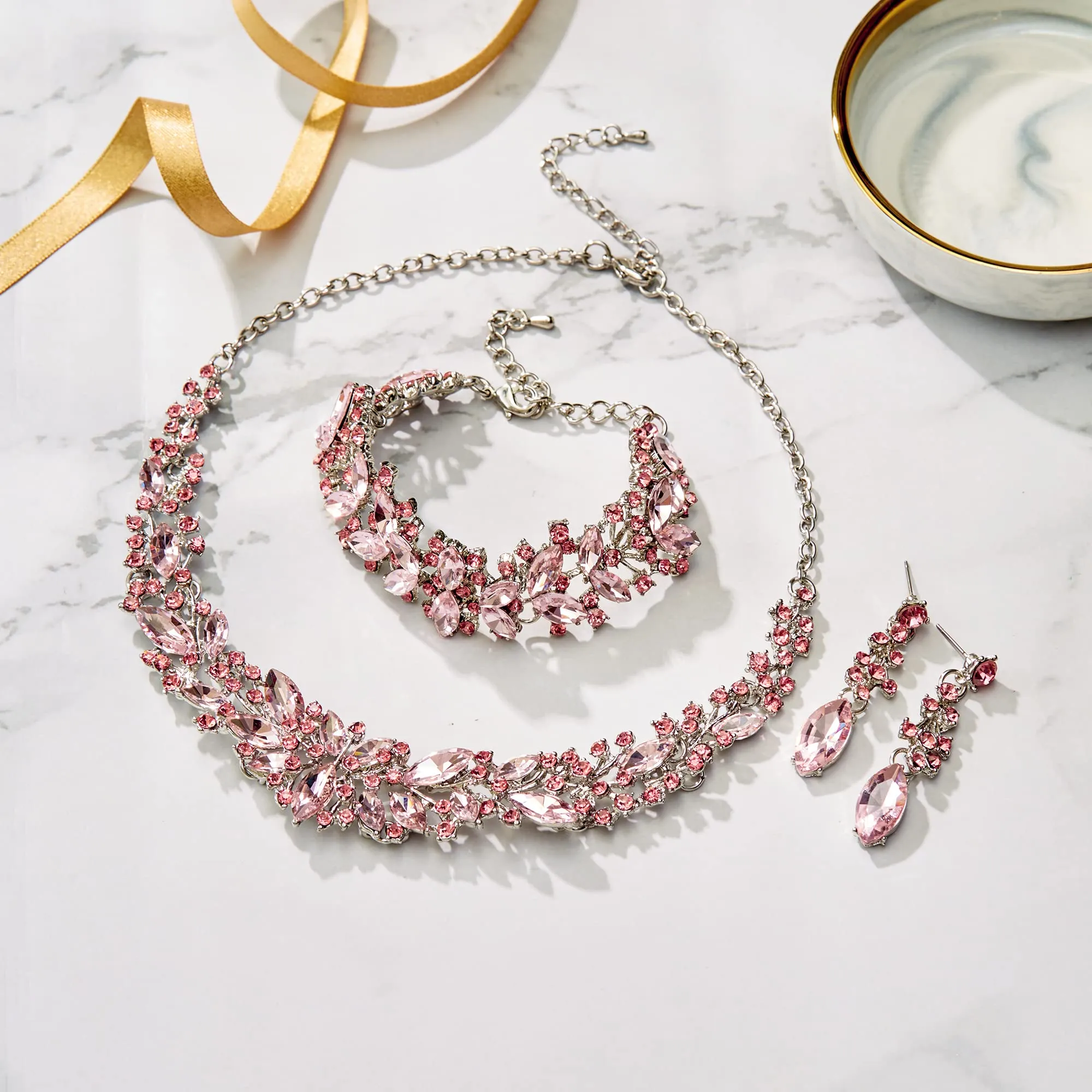 Clearine Set di gioielli da sposa con cristalli di marquise, collana, orecchini e bracciale in lega d'argento - immagine 4