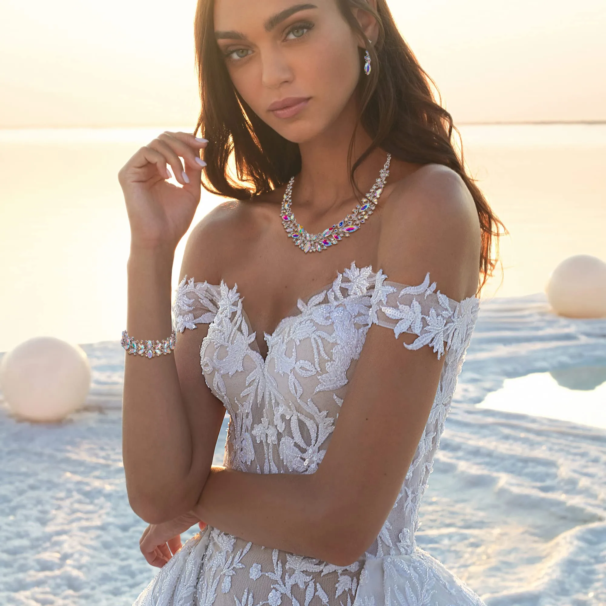 Clearine Set di Gioielli da Sposa con Cristalli Marquise, Collana, Orecchini e Bracciale in Lega di Argento - immagine 2