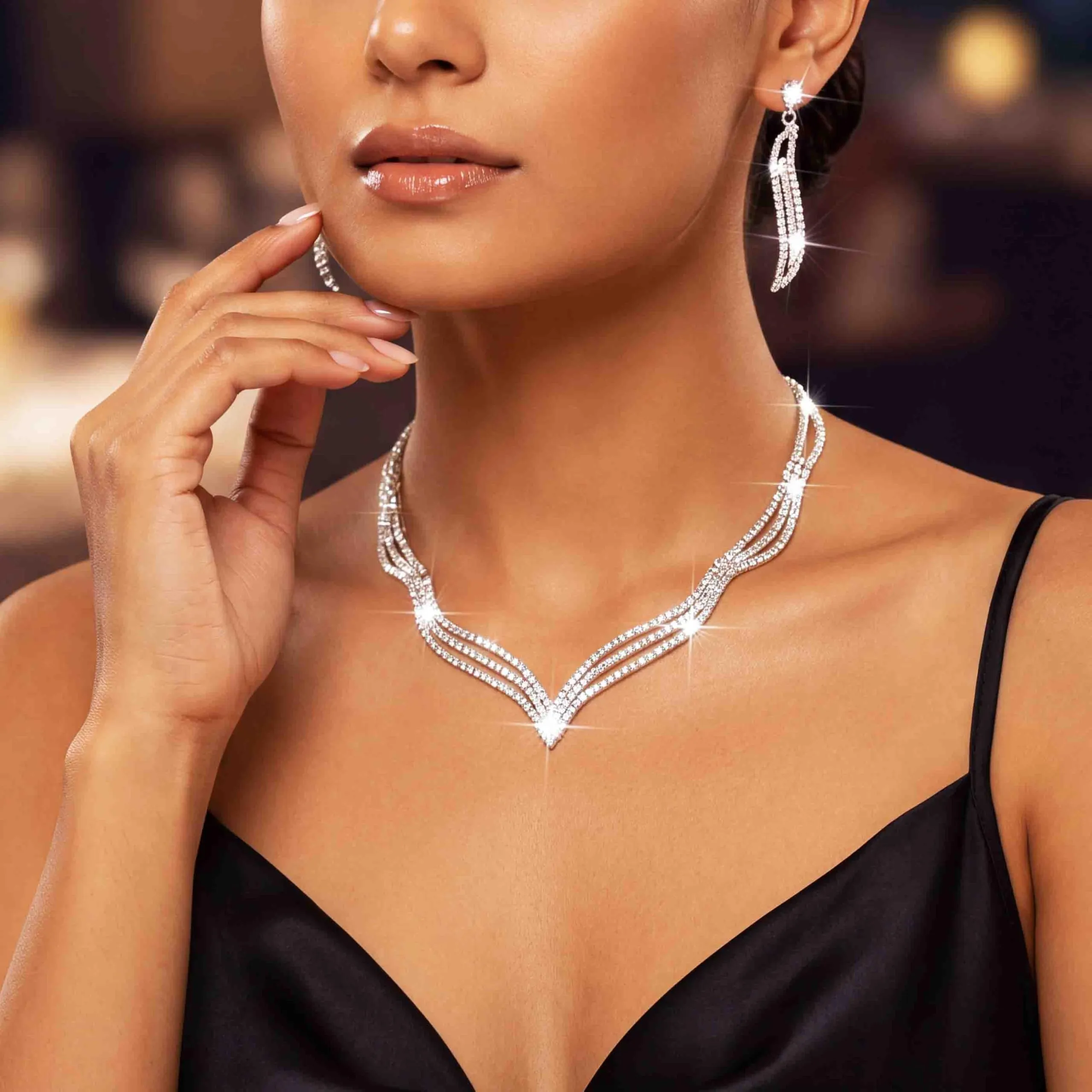 Fashband Parure di gioielli da sposa in cristallo con collana e orecchini di strass da donna - immagine 2
