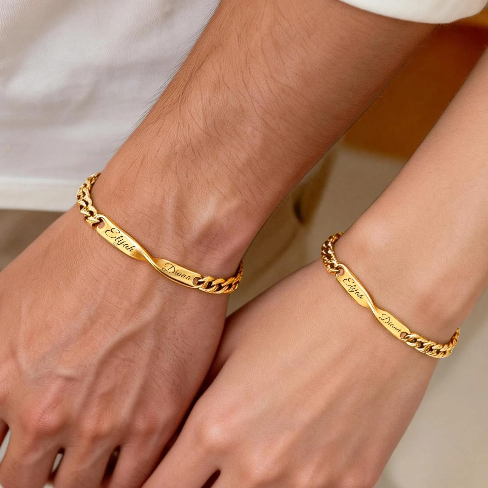 Malihome Set di bracciali a catena per coppie con simbolo dell'infinito personalizzabile (Gold) - immagine 7