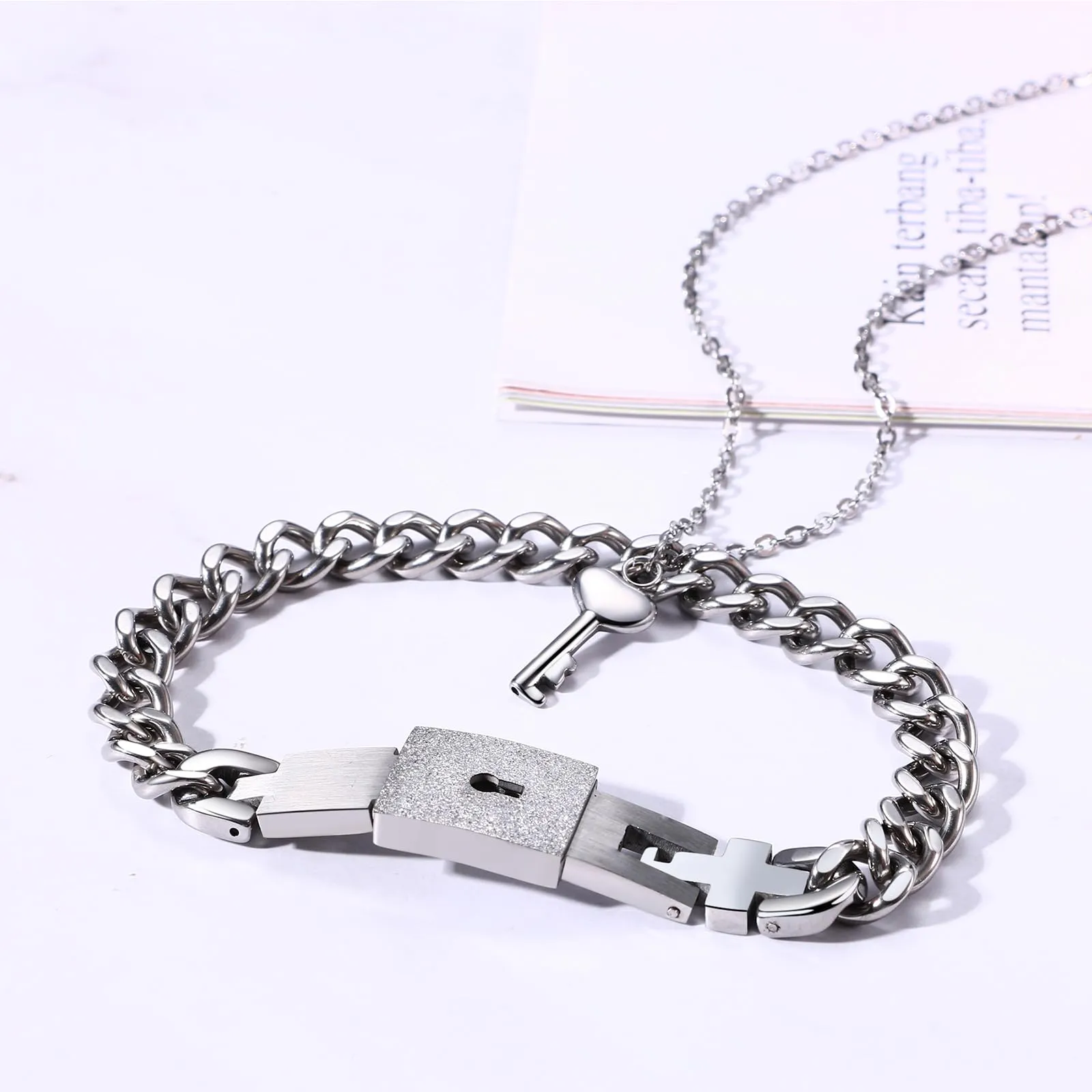 Flongo Set Collana e Bracciale per Coppia con Lucchetto e Chiave, Acciaio Inossidabile Argento - immagine 8