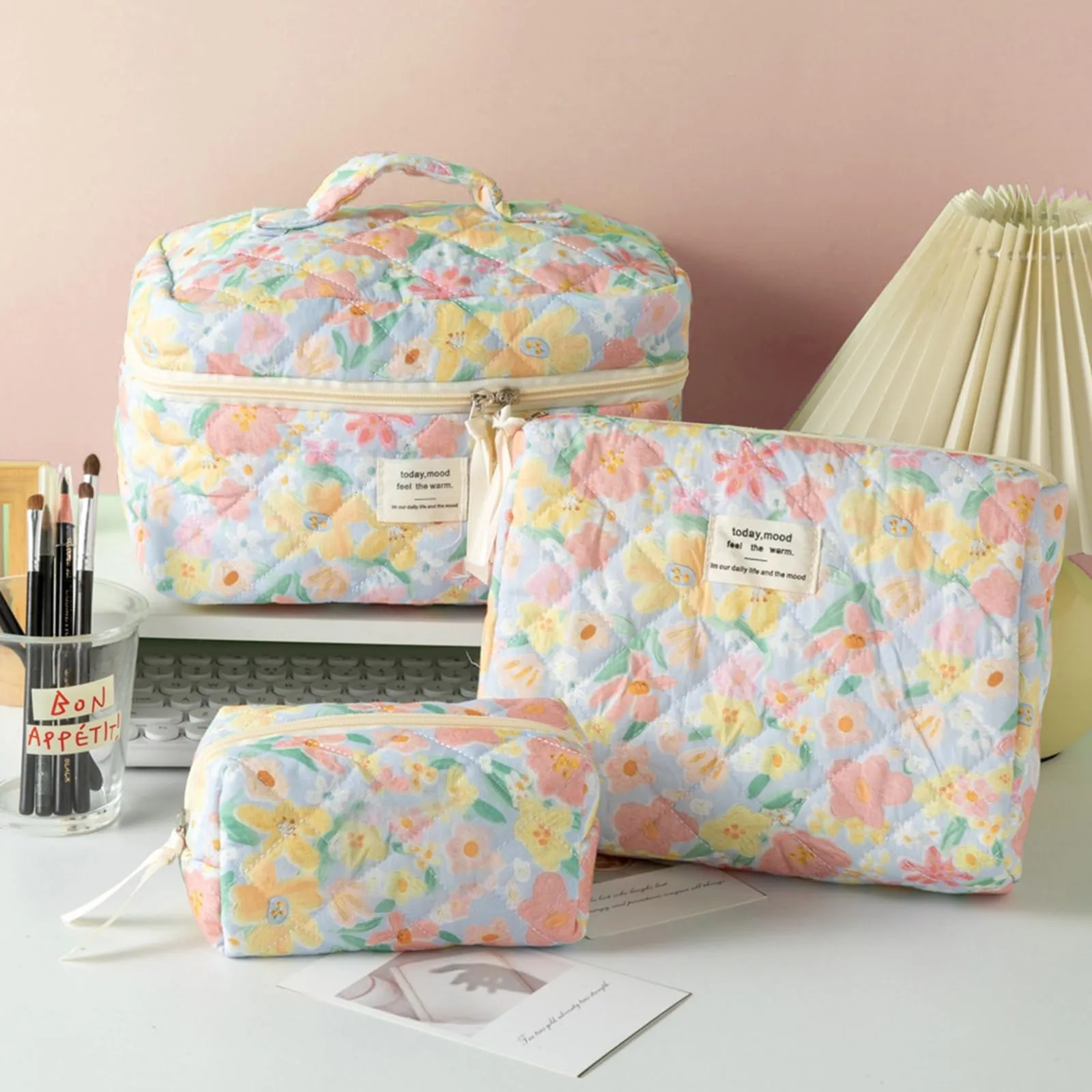 Aucuu Beauty Case Set di 3 Pezzi, Borsa da Toilette Trapuntata in Cotone con Motivi Floreali, Organizer per Trucco da Viaggio - immagine 6