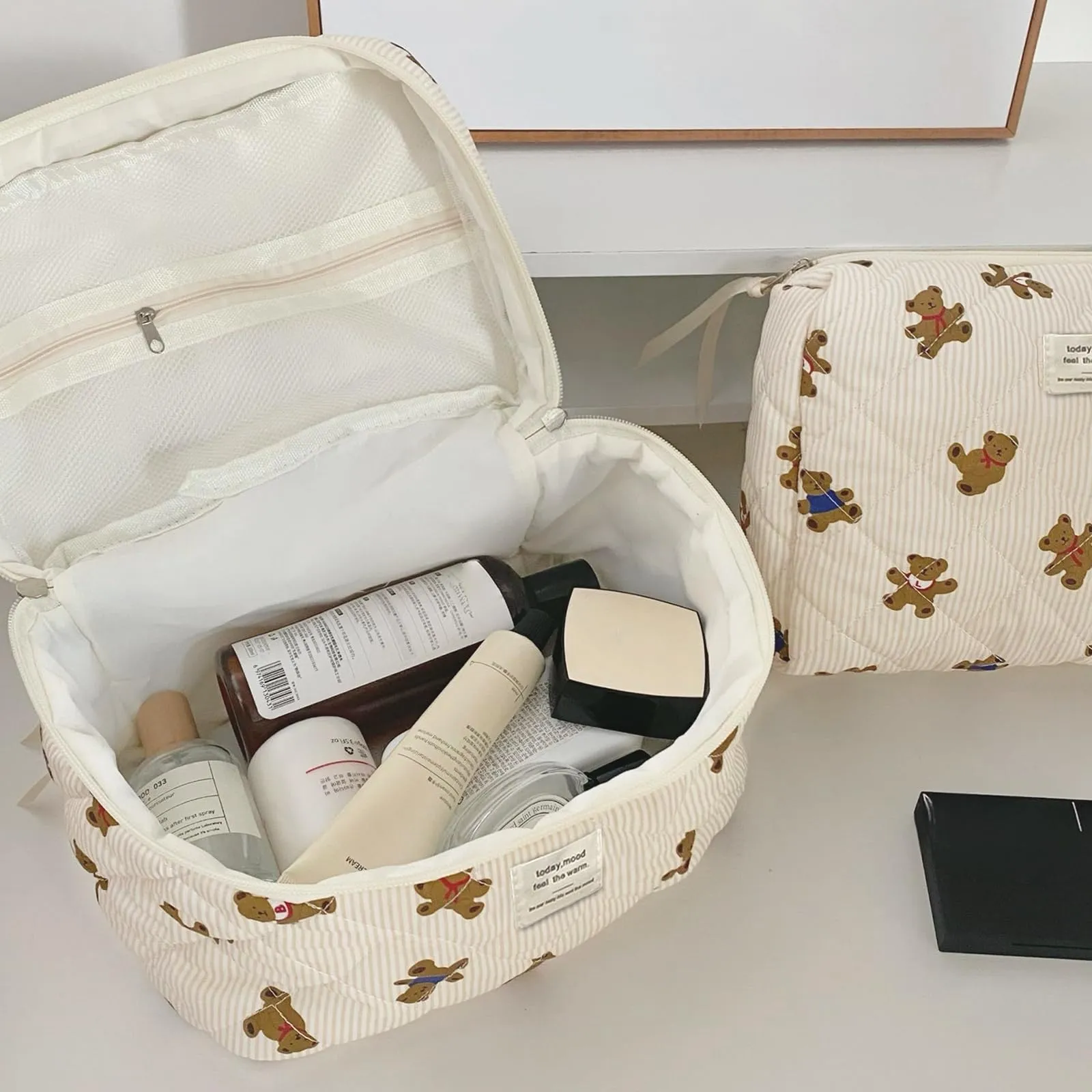 Aucuu Beauty Case Set, 3 Pezzi Floreale Trapuntata in Cotone, Borsa da Toilette e Makeup Organizer - immagine 6