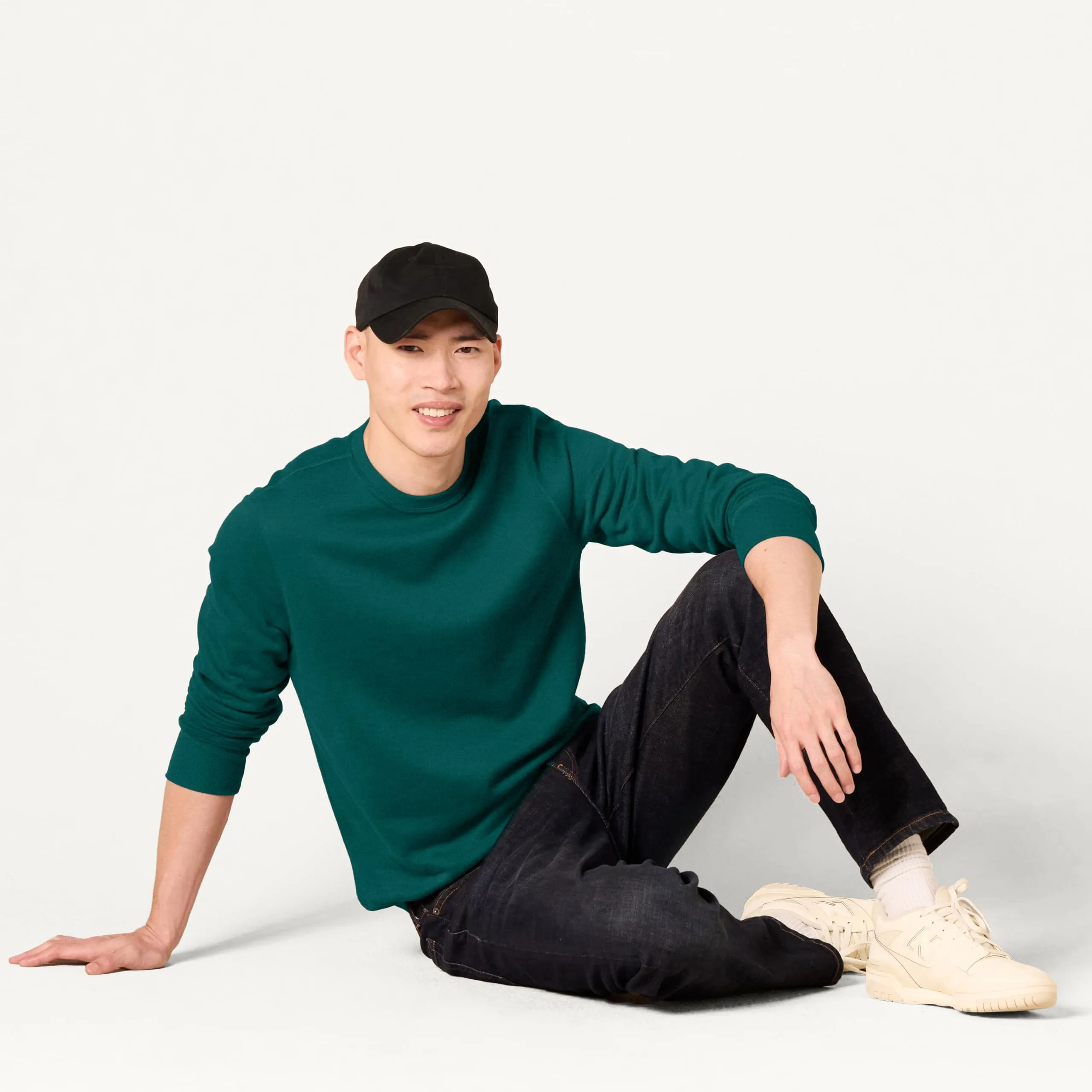Amazon Essentials Felpa Girocollo in Pile Uomo, Verde Bosco, XS - immagine 3