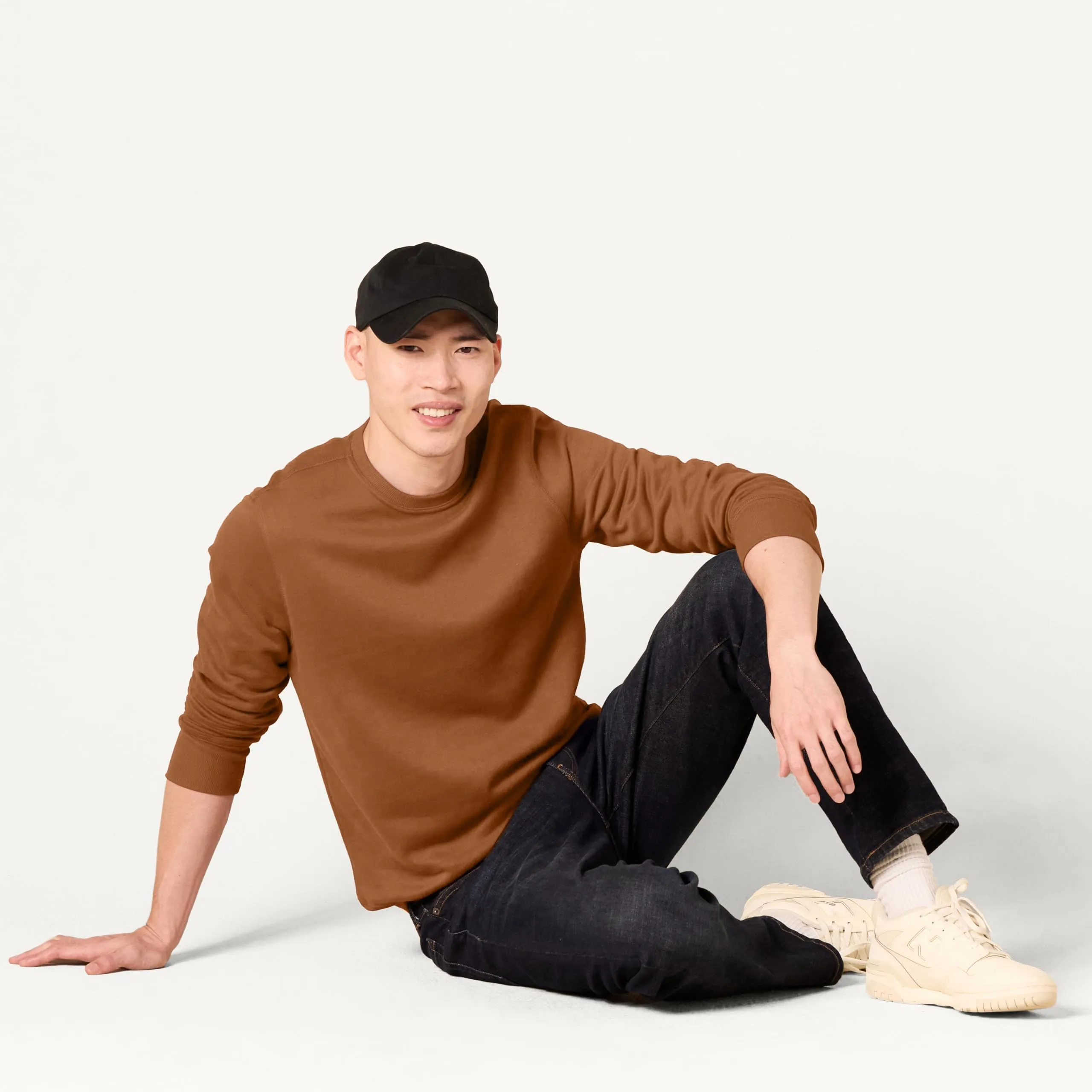 Amazon Essentials Felpa Girocollo in Pile Uomo, Marrone Toffee, S - immagine 4