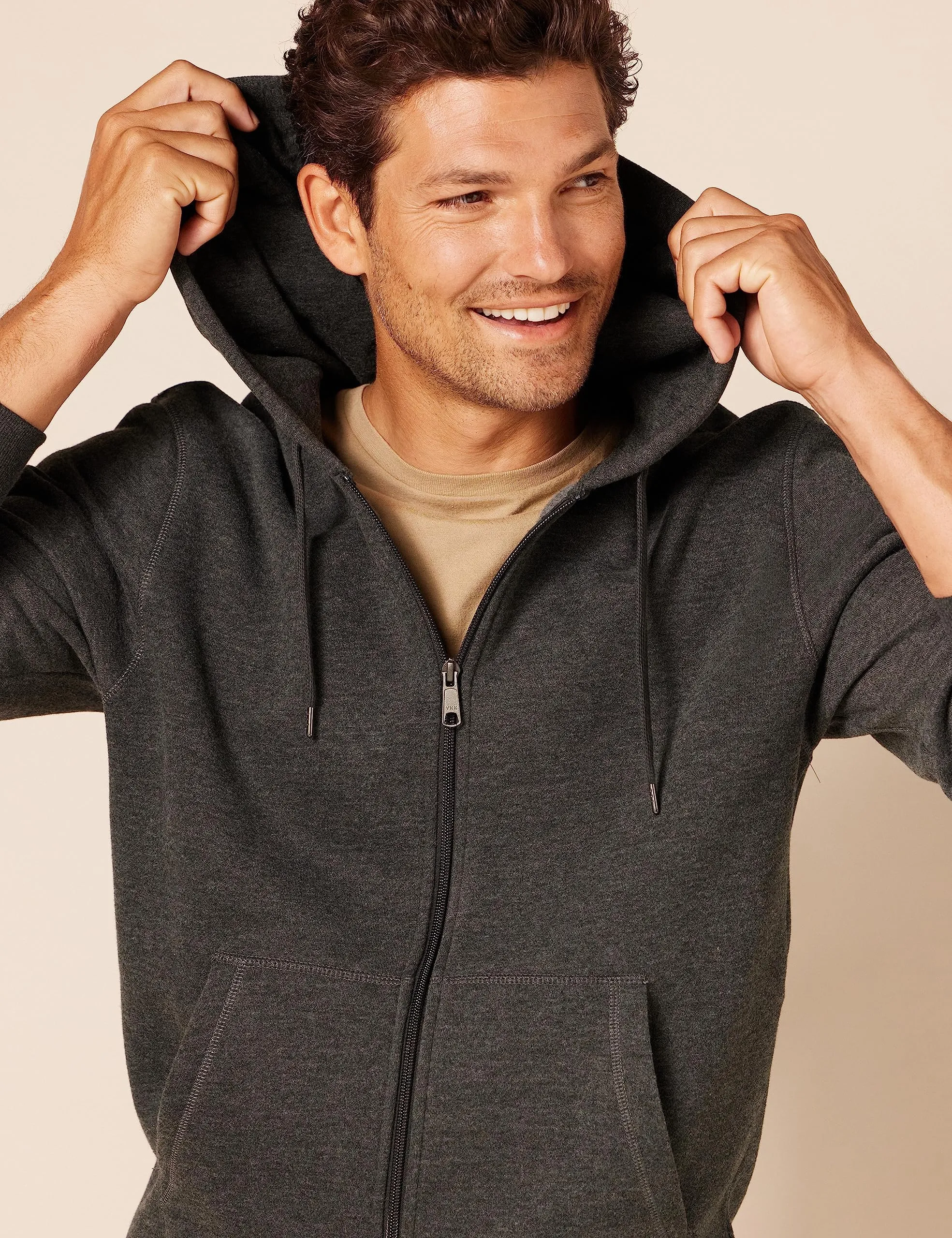 Amazon Essentials Felpa con Cappuccio in Pile con Zip Intera Uomo, Carbone Puntinato, L - immagine 4