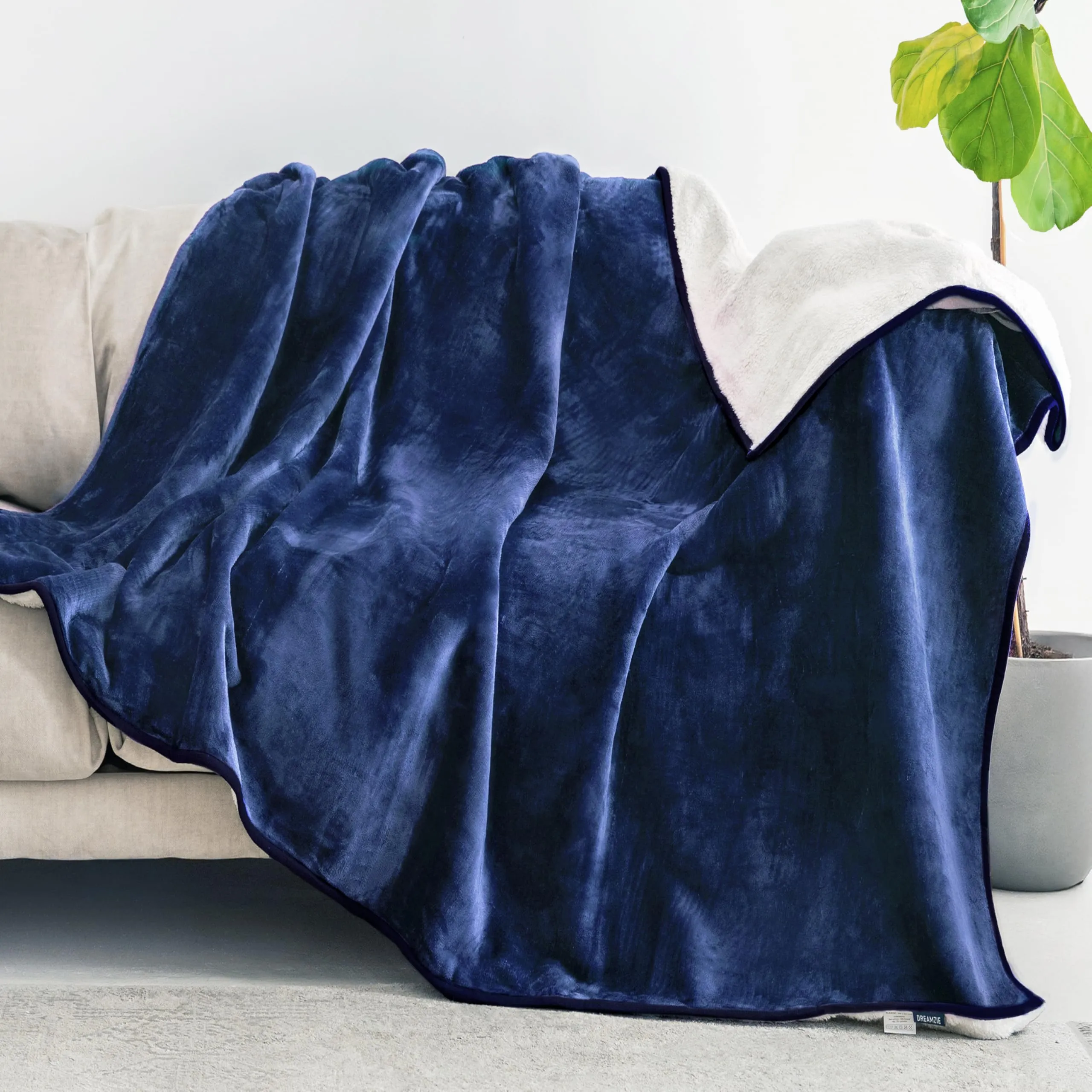 Dreamzie Coperta Impermeabile per Cani, 127x152 cm, Blu Marino - immagine 3