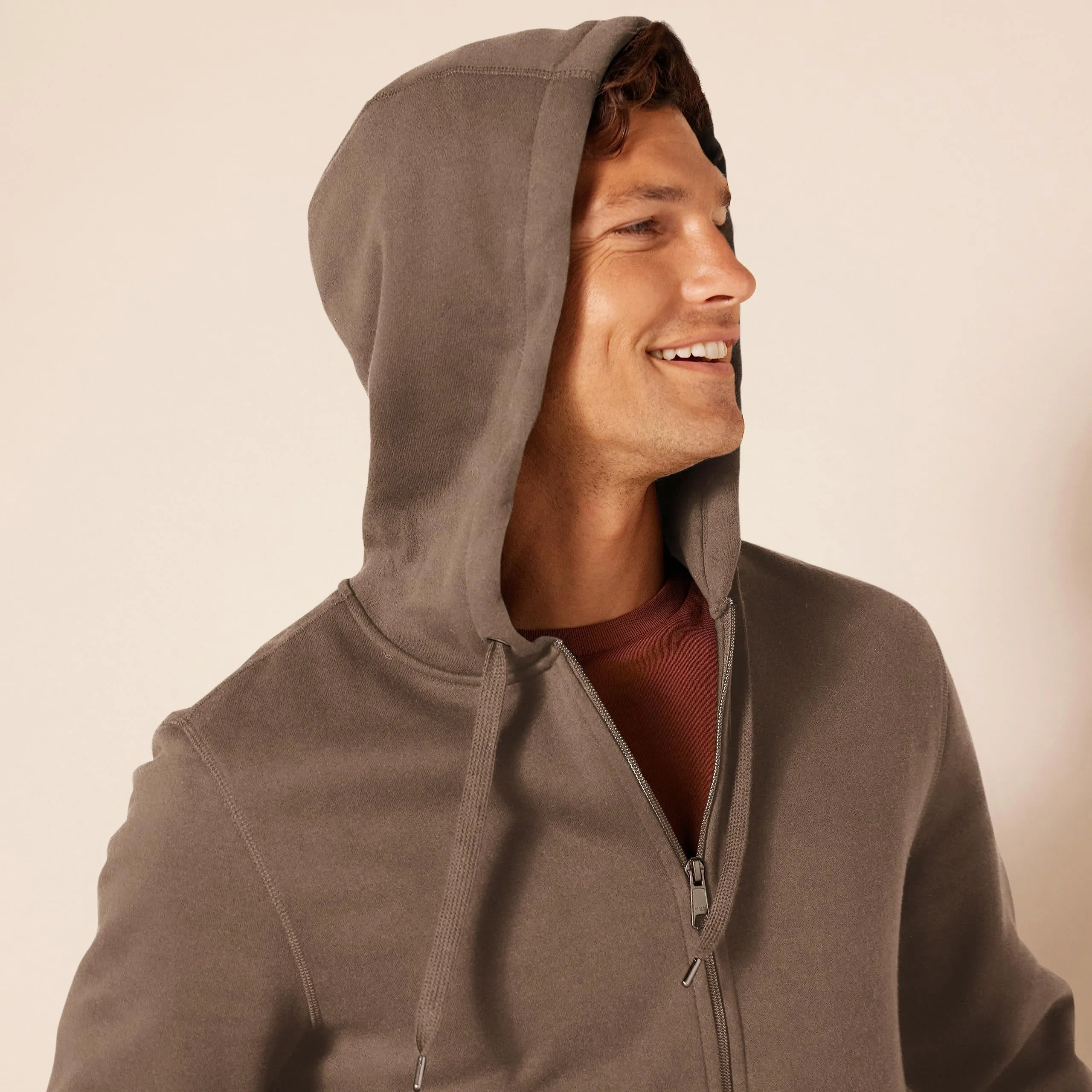 Amazon Essentials Felpa con Cappuccio in Pile con Zip Intera Uomo, Marrone Medio, S - immagine 4