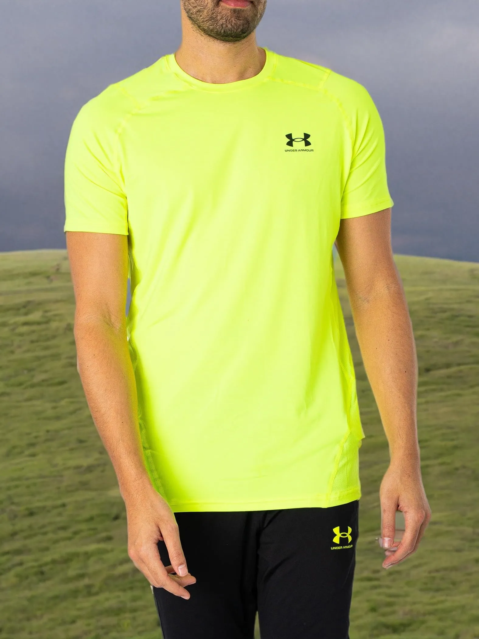Under Armour HeatGear T-Shirt a Maniche Corte Aderente, Giallo, XL - immagine 5