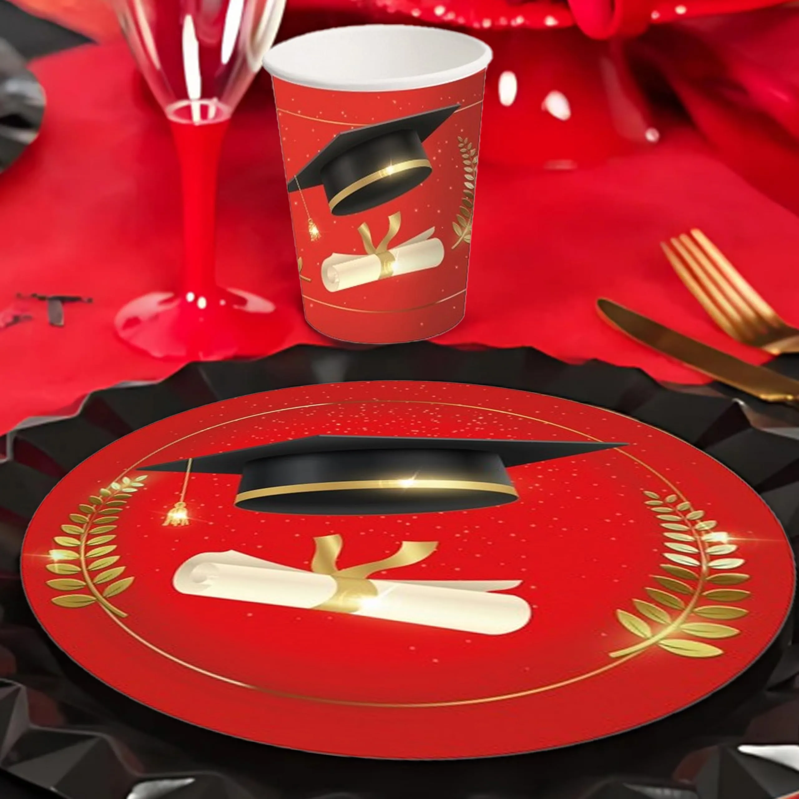 Decoraparty Kit Stoviglie di Laurea per 8 Persone, 8 Piatti, 8 Bicchieri, 20 Tovaglioli, 1 Palloncino (37 pz) - immagine 8