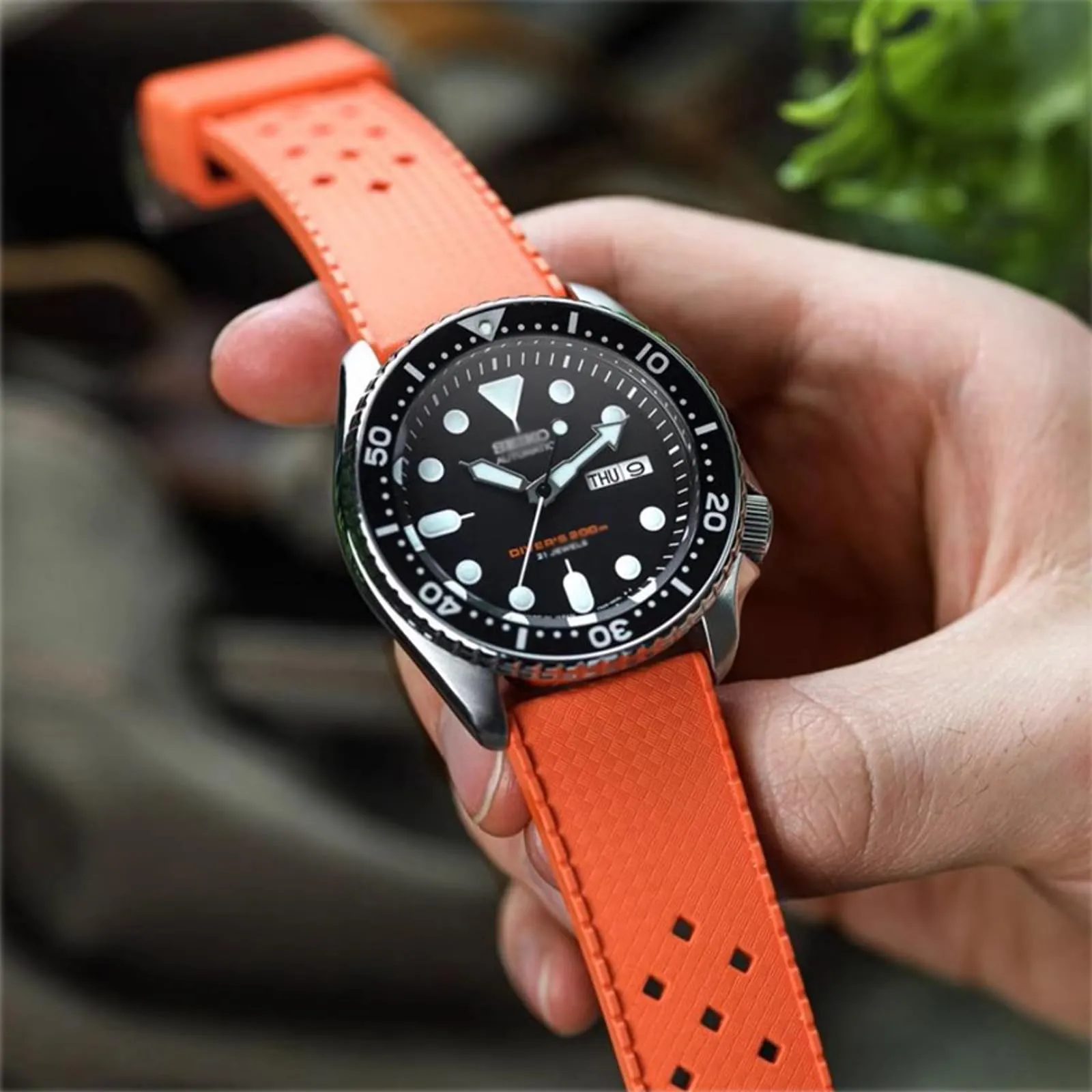 Niziruoup Cinturino Orologio in Gomma FKM Tropicale Sgancio Rapido 19mm Arancia - immagine 4