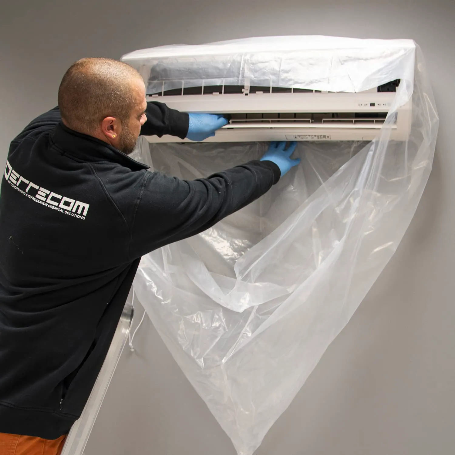 Errecom Kit Pulizia Climatizzatori Clima-Net + Wally, Detergente 1L e Cover di Protezione per Split e Unità Interne - immagine 6