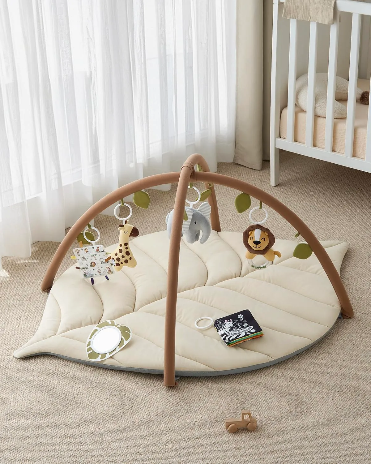 Blissful Diary Palestrina Neonato Montessori a Forma di Foglia con Arco Rimovibile e 6 Giochi, Beige Avena - immagine 2
