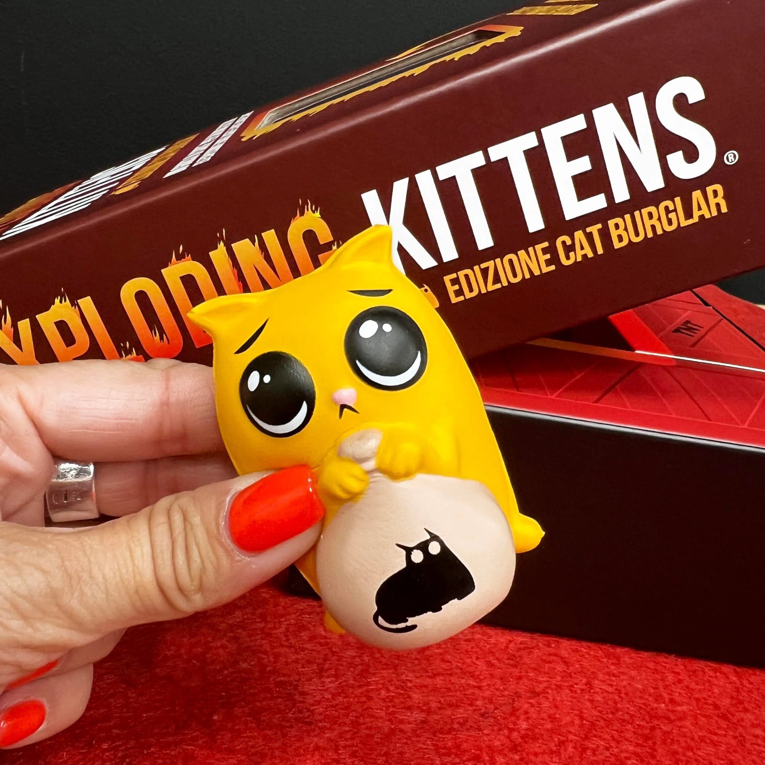 Exploding Kittens Edizione Cat Burglar - Gioco da Tavolo Base in Italiano - immagine 5