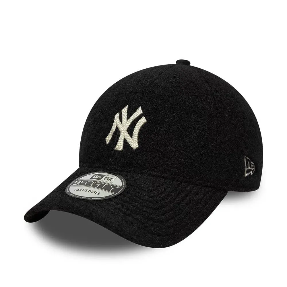 New Era New York Yankees 9Forty Winter Borg Cap - Nero - immagine 1