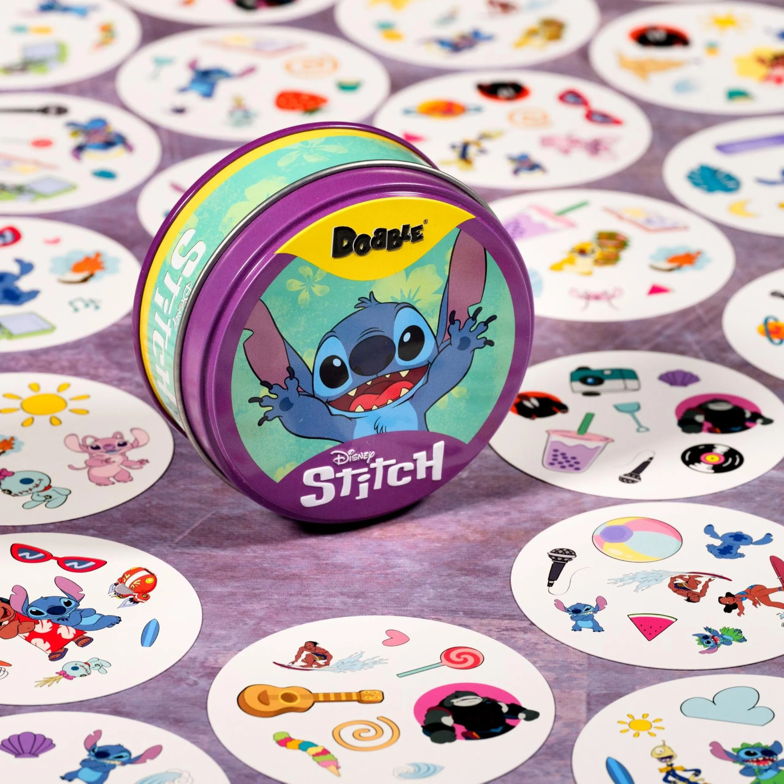 Asmodee Dobble Disney Stitch Card Game - immagine 7