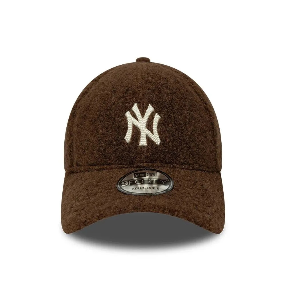 New Era New York Yankees 9Forty Winter Borg Cap - Brown - immagine 2