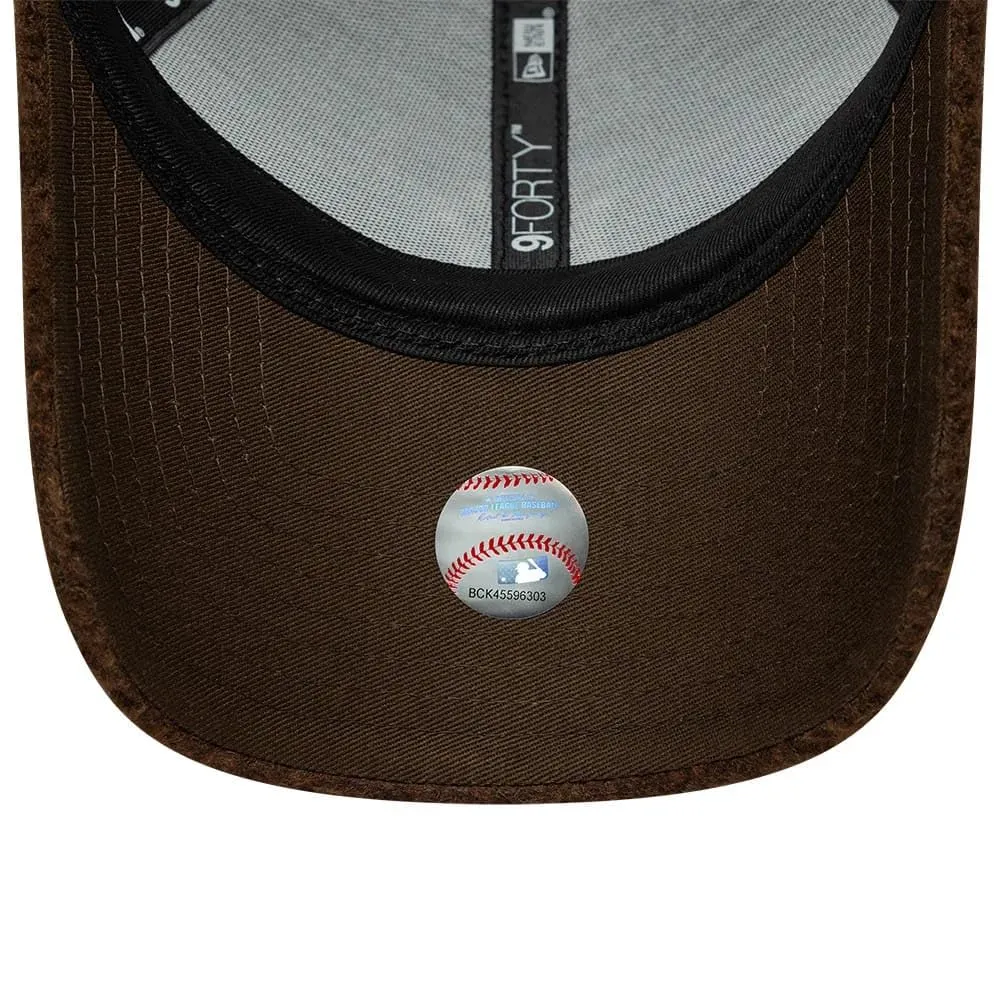New Era New York Yankees 9Forty Winter Borg Cap - Brown - immagine 5