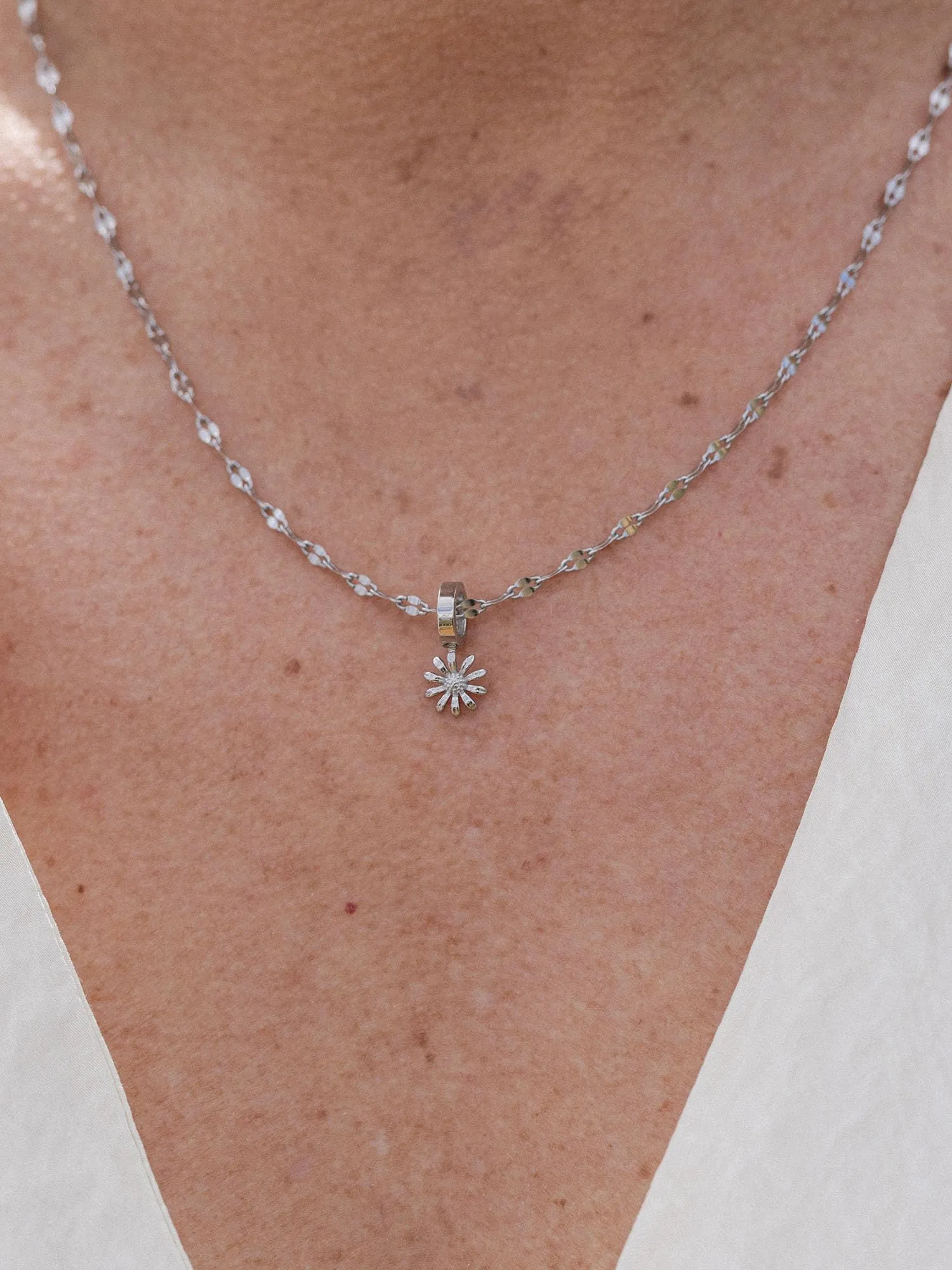 Purelei Birth Flower Charm September Aster - Stainless Steel Silver - immagine 2
