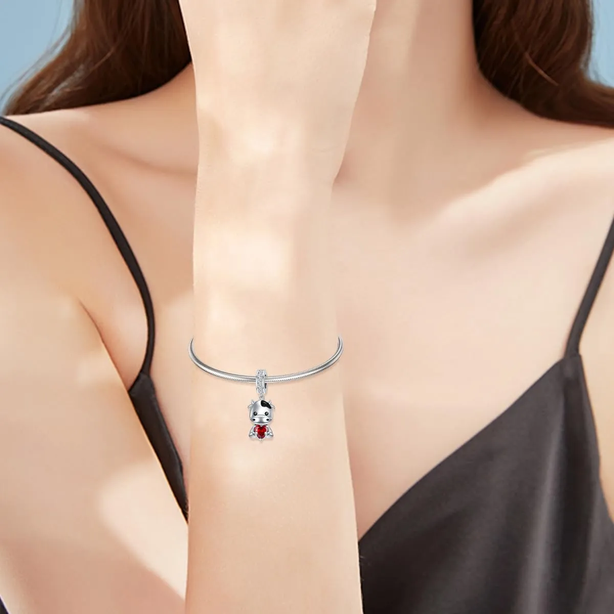 ROMANTICWORK Ciondolo a forma di mucca in argento Sterling 925 con pietra portafortuna - immagine 3