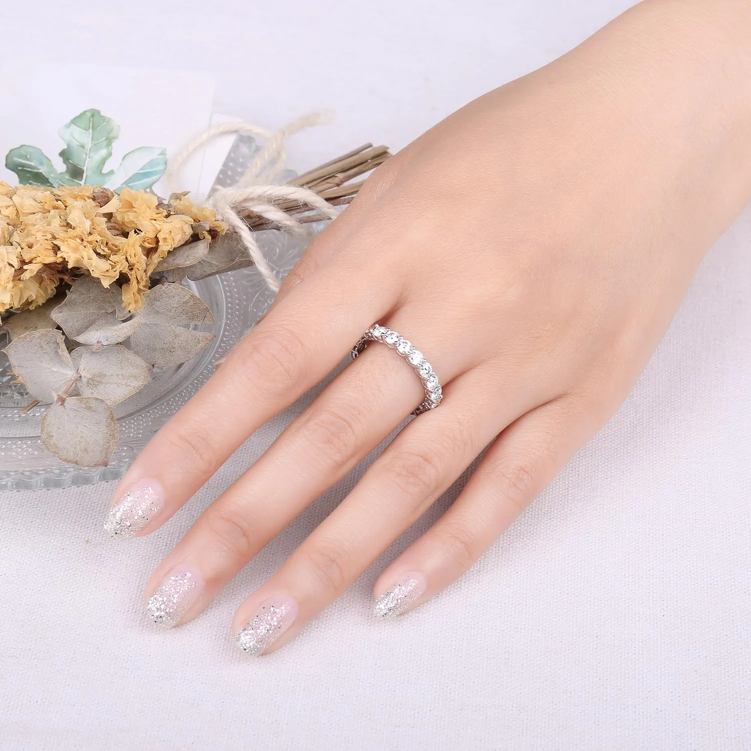 JewelryPalace Anello Eterno Donna in Oro Bianco 14K placcato con Moissanite Creata, Pietra Rotonda, Fede Nuziale Misura 17 - immagine 4
