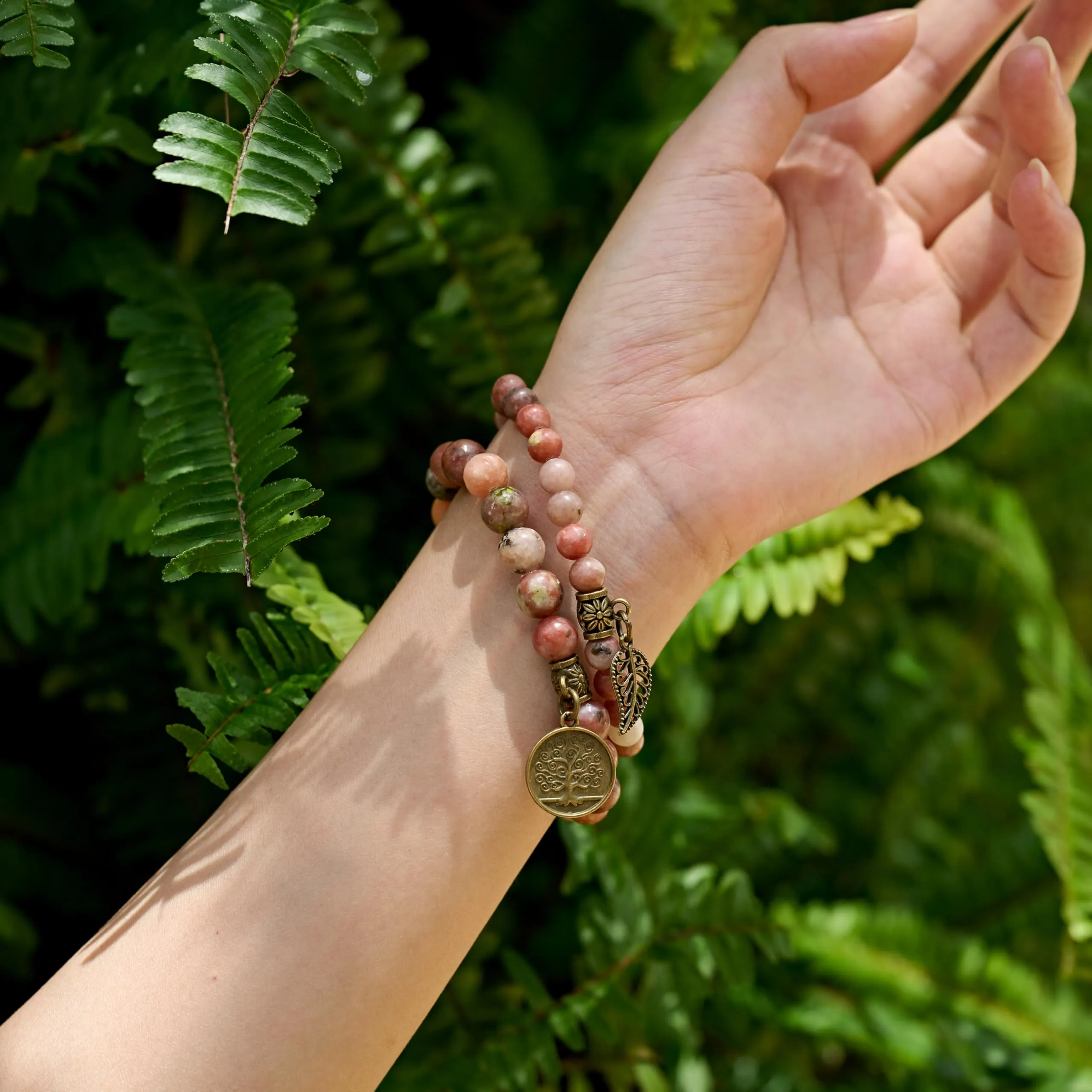 Farfume Bracciali Chakra in Pietre Naturali Giada Fiore di Prugna, Set Doppio, Taglia Media 18.5cm - immagine 2
