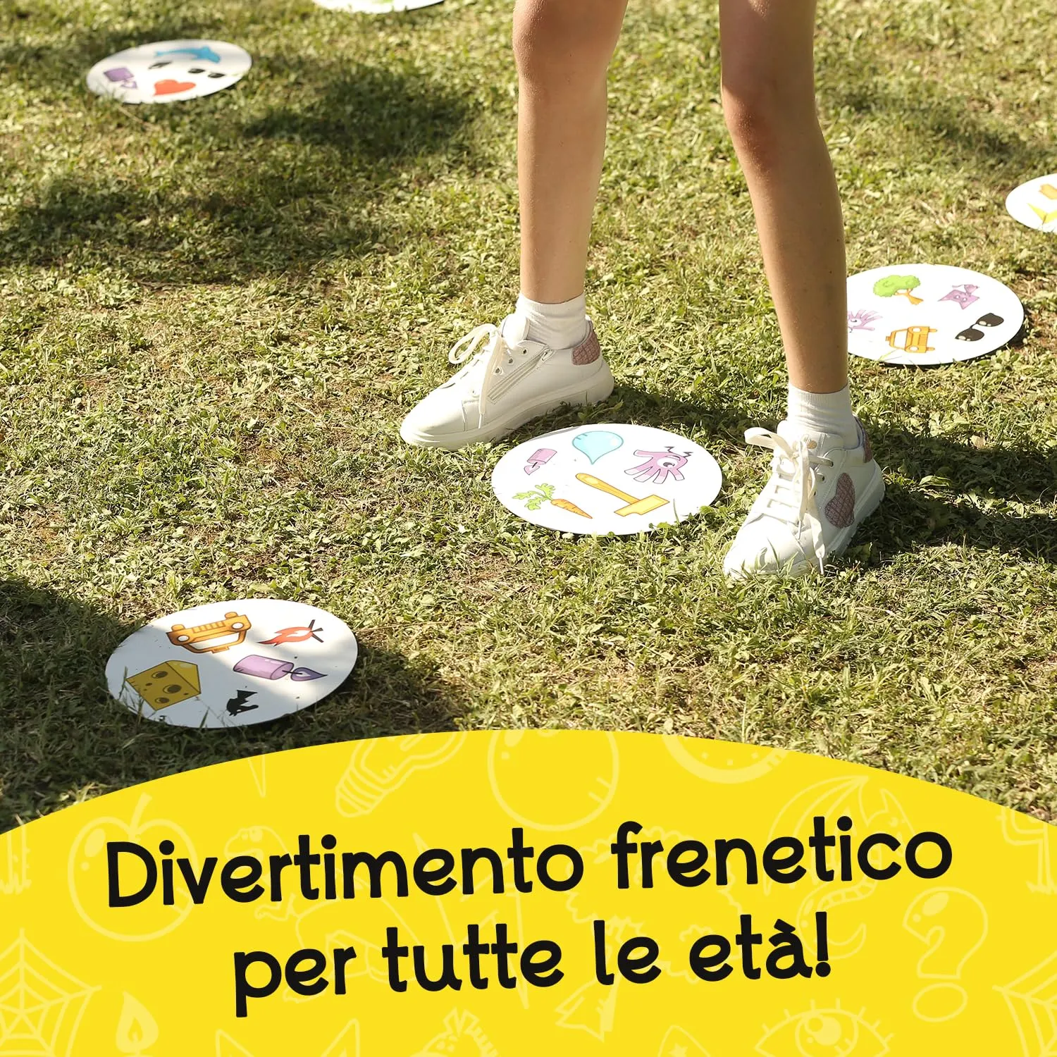 Asmodee Dobble Giant - Gioco da Tavolo per 2-12 Giocatori, 6+ Anni, Edizione Multilingua - immagine 3