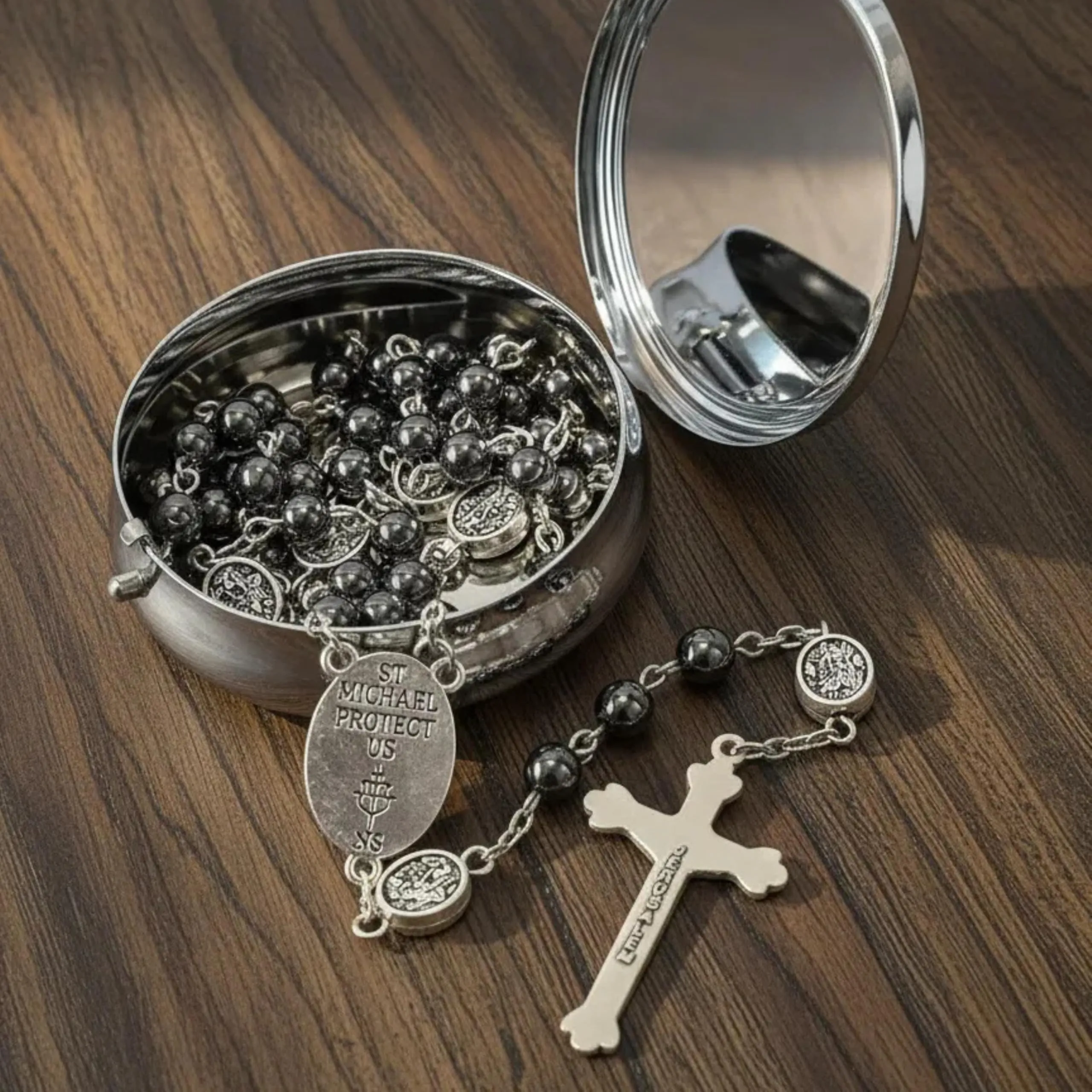 Nazareth Store Rosario di San Michele in ematite con Medaglia dell'Arcangelo e Croce (Silver | Jesus Cross) - immagine 6