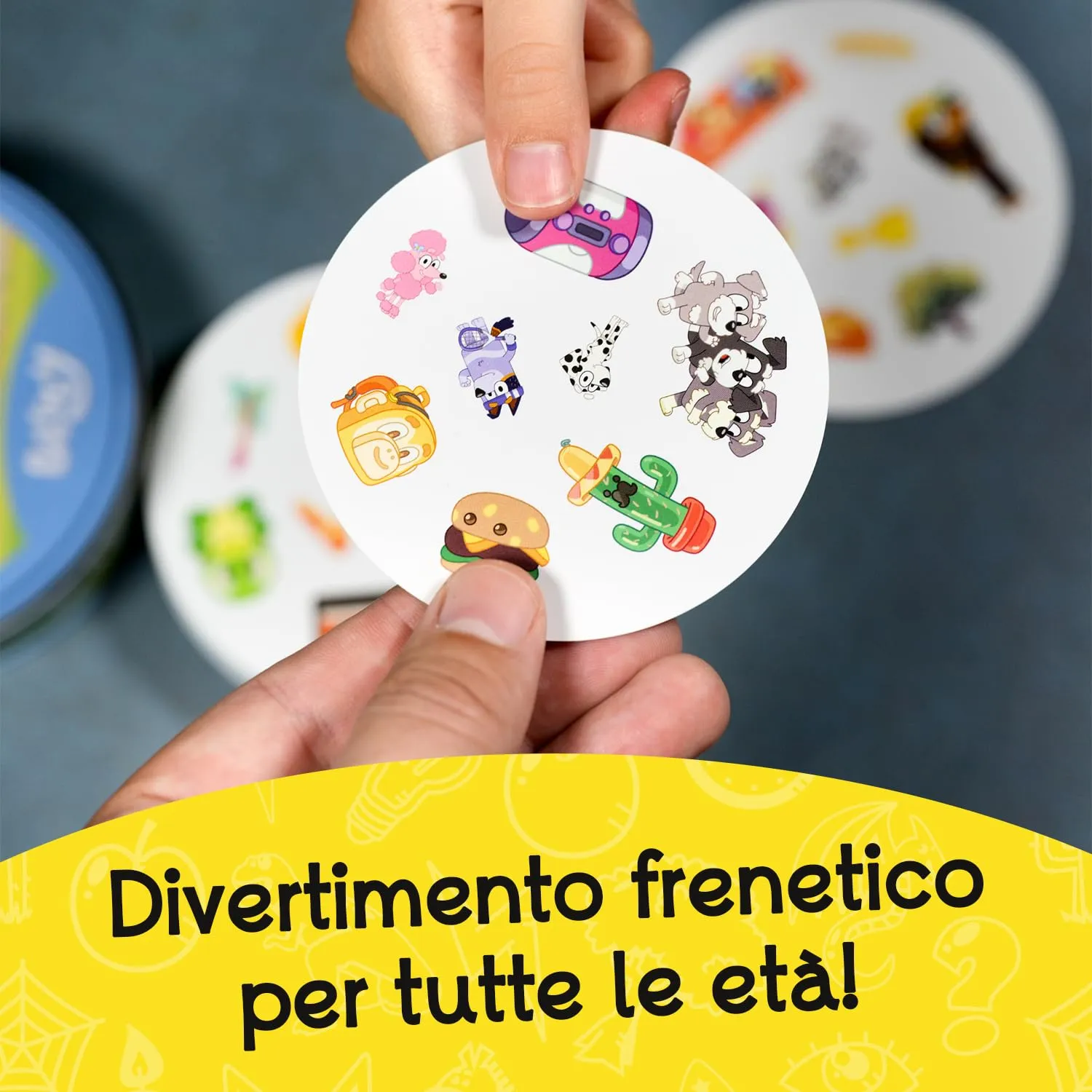 Asmodee Dobble Bluey Carte da Gioco per Famiglie e Amici - immagine 3