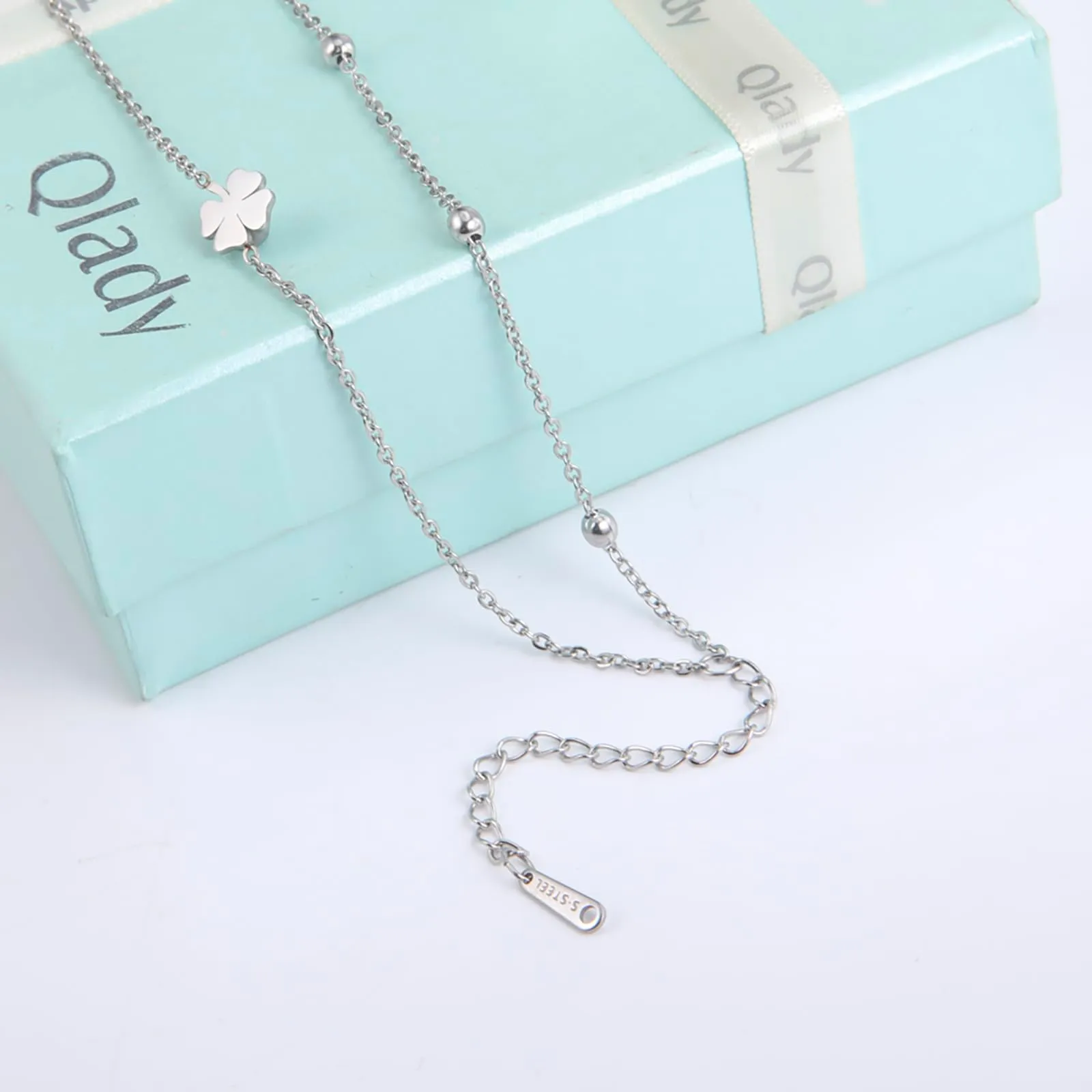 VASSAGO Bracciale da donna con quadrifoglio in acciaio inox - immagine 8