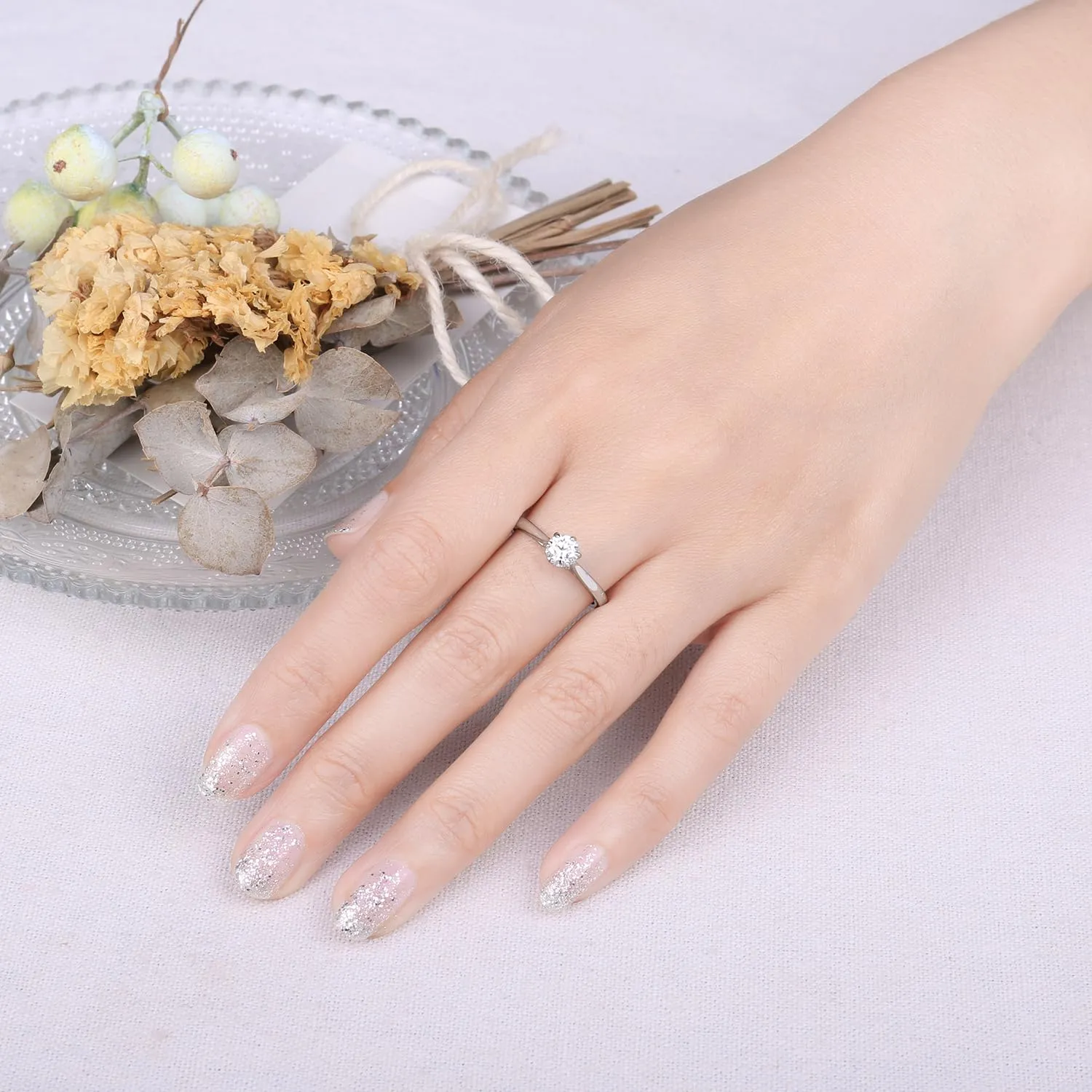 JewelryPalace Anello Solitario Donna in Oro Bianco 14K Placcato con Moissanite 0.5ct, Pietra Rotonda, Misura 10.5 - immagine 4