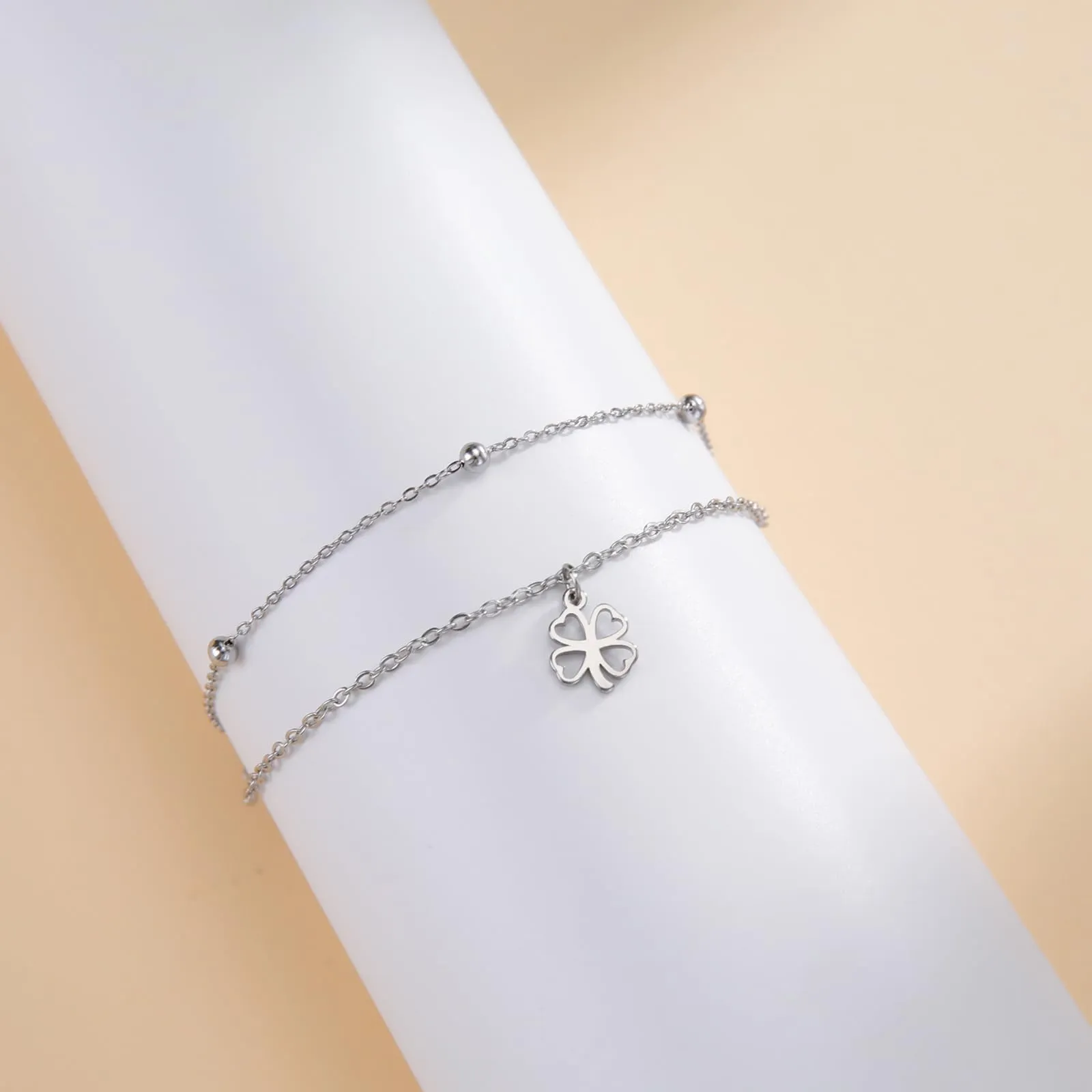 VASSAGO Bracciale da donna con quadrifoglio in acciaio inossidabile, Taglia unica - immagine 3