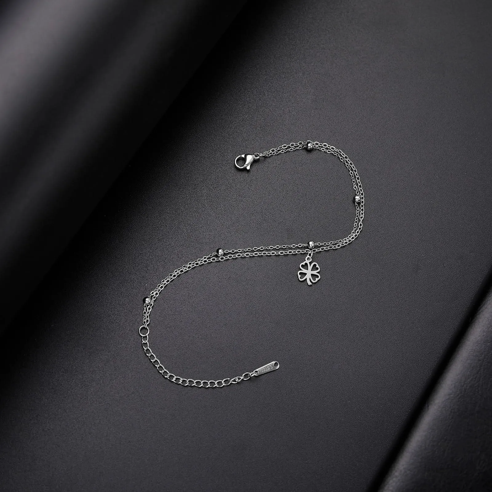 VASSAGO Bracciale da donna con quadrifoglio in acciaio inossidabile, Taglia unica - immagine 4