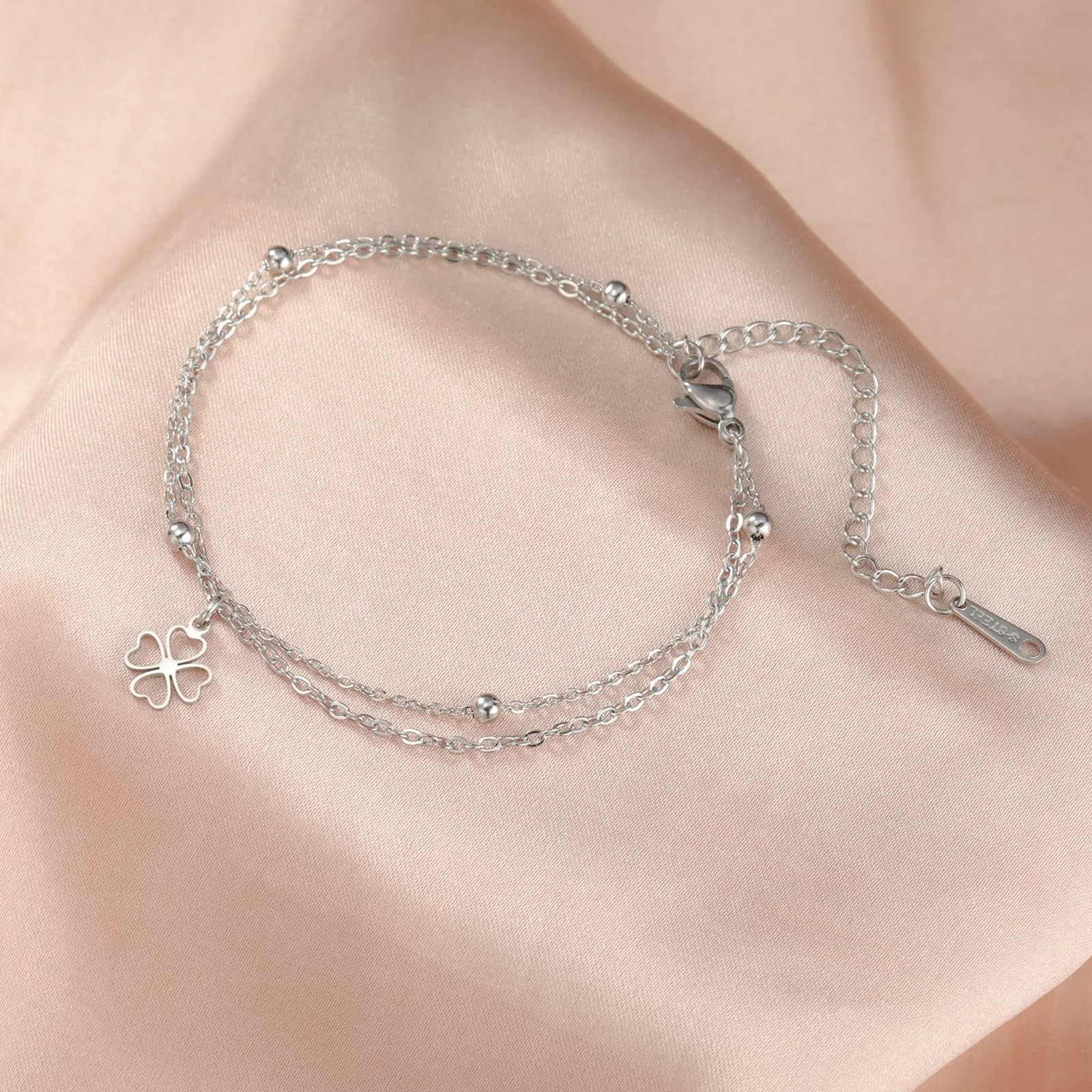 VASSAGO Bracciale da donna con quadrifoglio in acciaio inox, Taglia unica - immagine 4