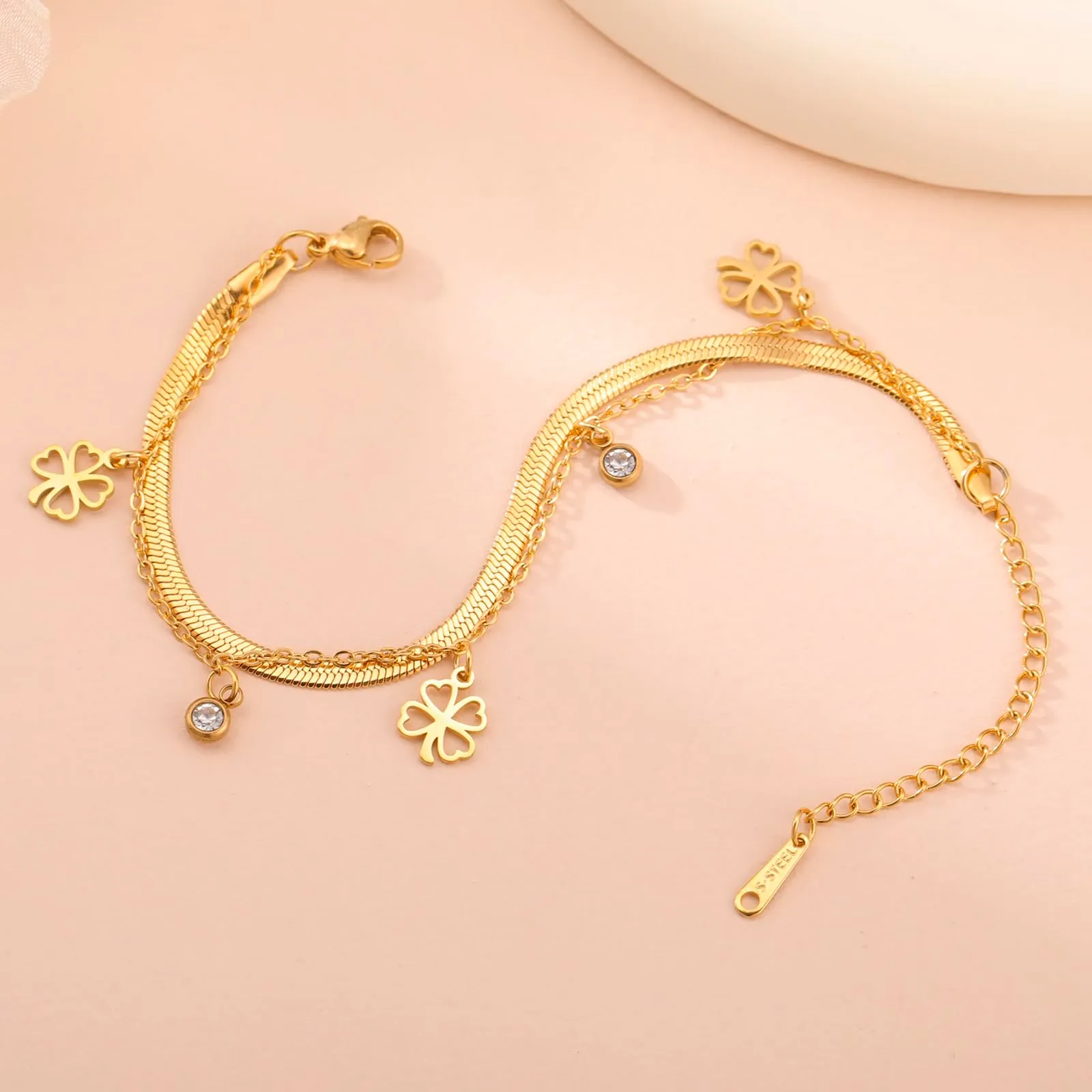 VASSAGO Bracciale da donna con quadrifoglio in acciaio inox, Misura unica - immagine 3