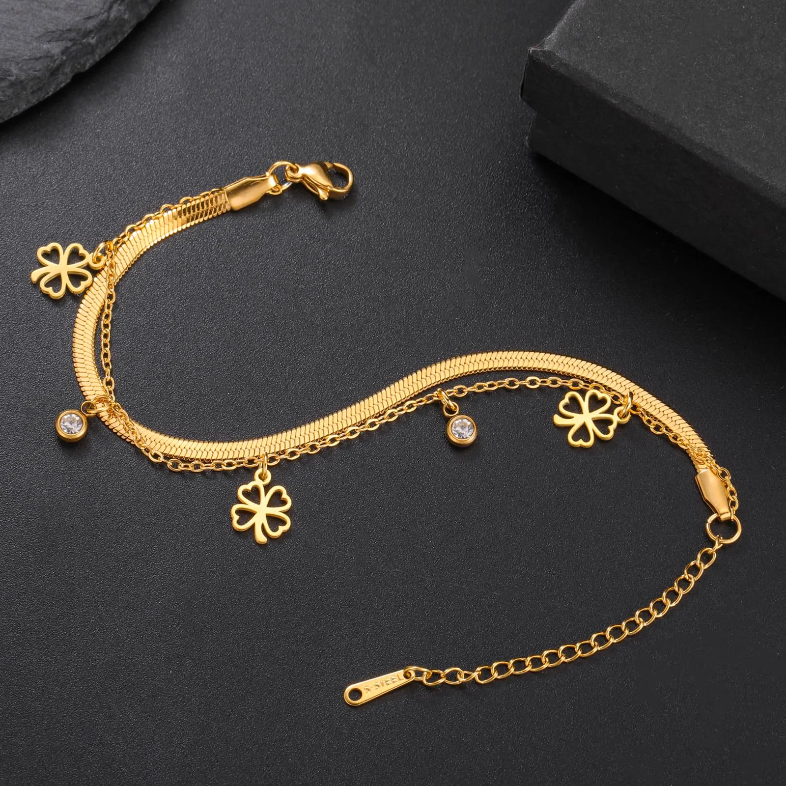 VASSAGO Bracciale da donna con quadrifoglio in acciaio inox, Misura unica - immagine 8