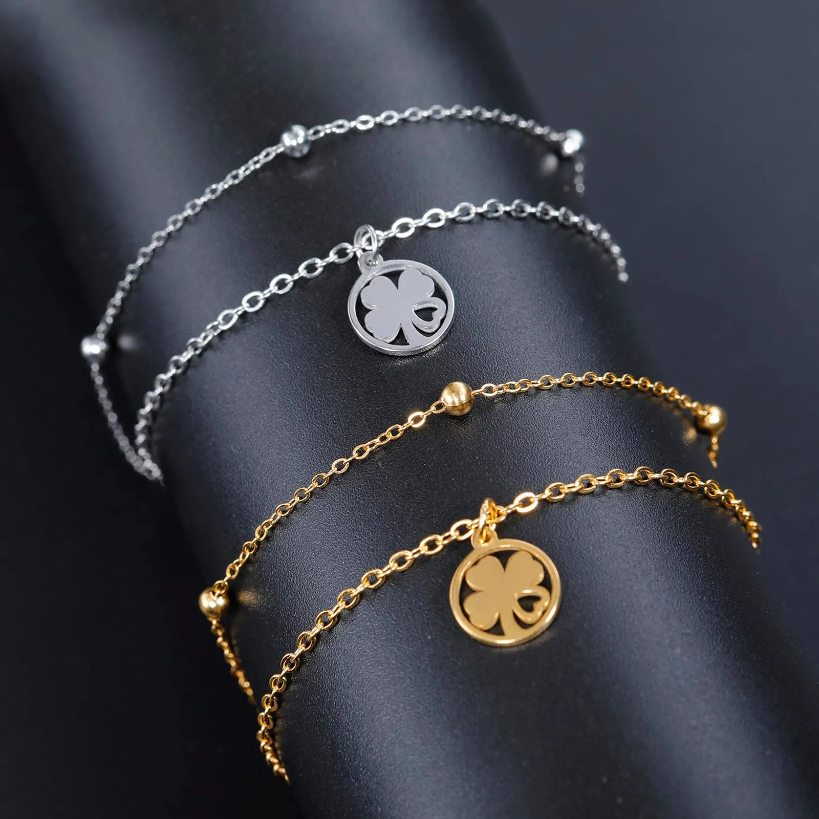 VASSAGO Bracciale da donna con quadrifoglio in acciaio inox, Taglia unica - immagine 4