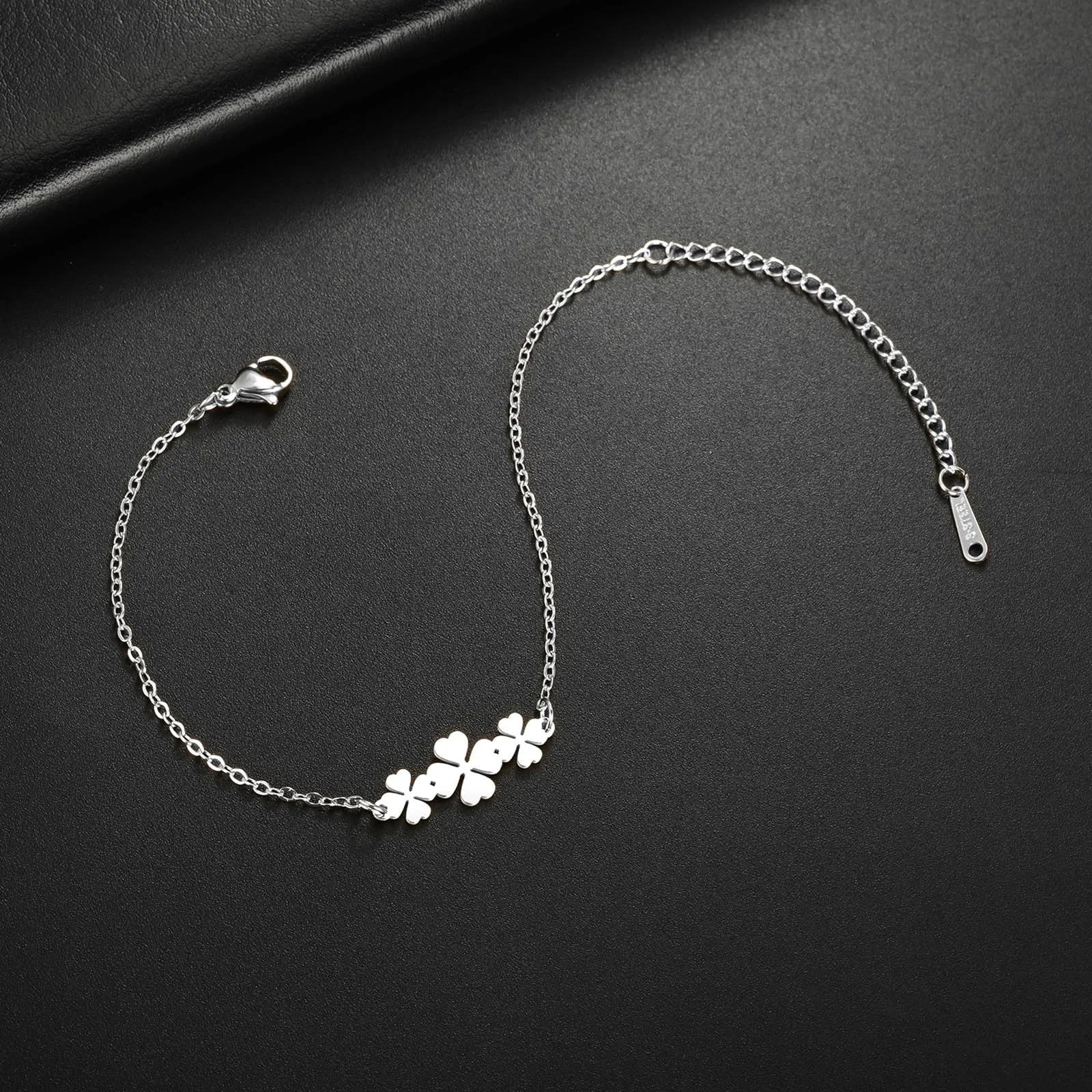 VASSAGO Bracciale da donna con quadrifoglio in acciaio inossidabile, Taglia unica - immagine 8