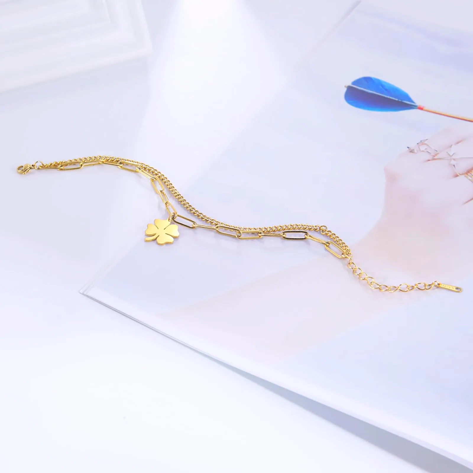 VASSAGO Bracciale da donna con quadrifoglio in acciaio inossidabile - immagine 4