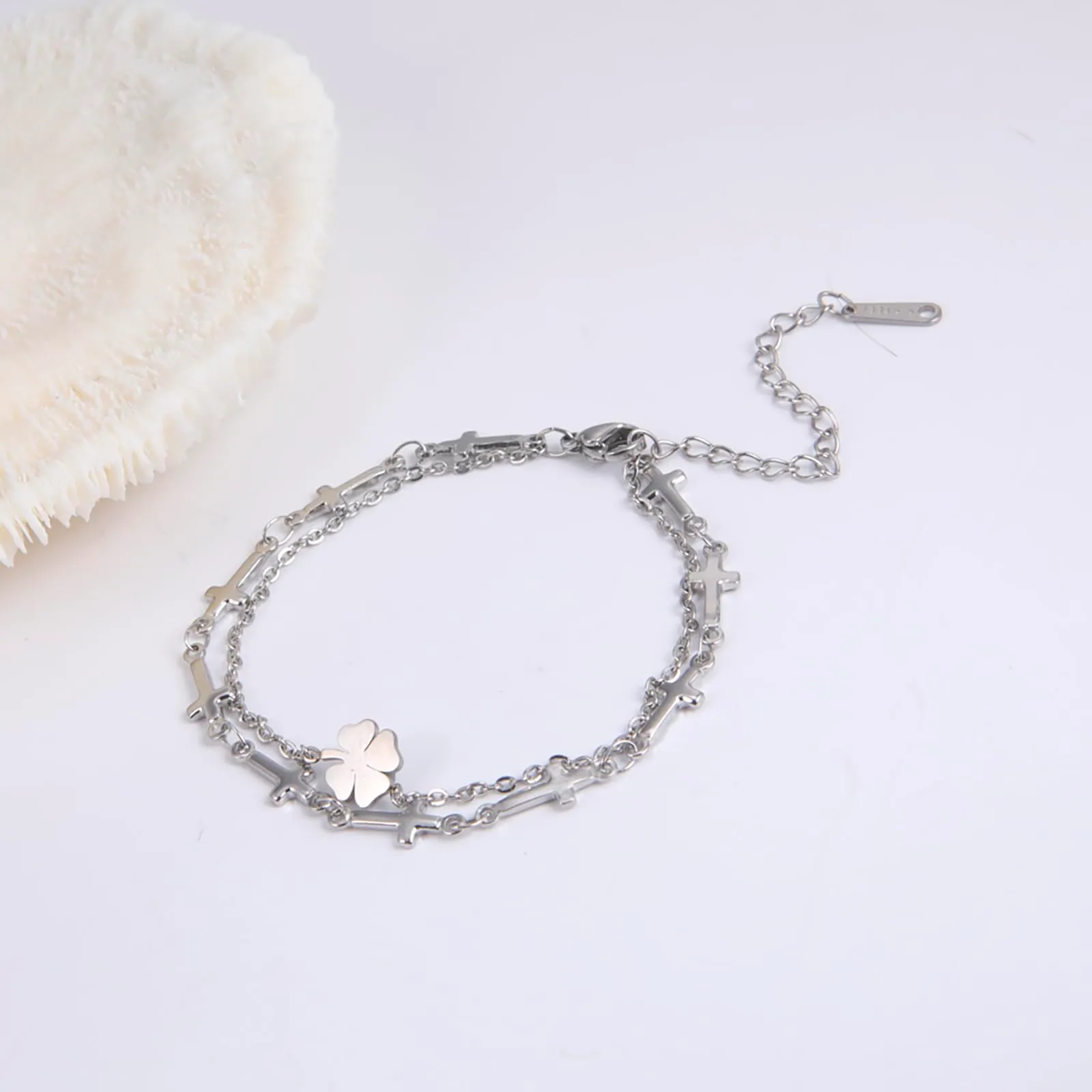VASSAGO Bracciale da donna con quadrifoglio in acciaio inossidabile, Taglia unica - immagine 3