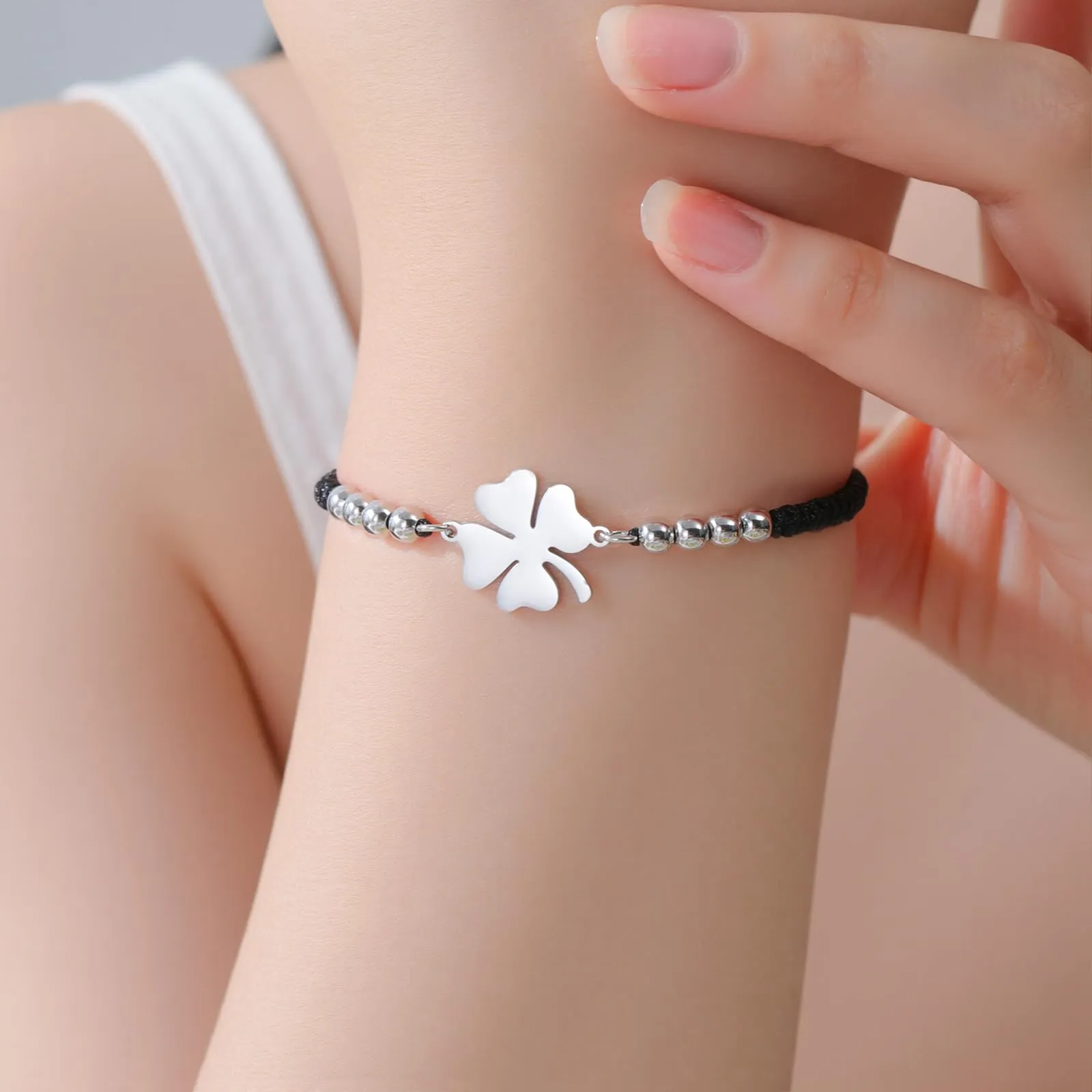 VASSAGO Bracciale da donna con quadrifoglio in acciaio inox, Taglia unica - immagine 5