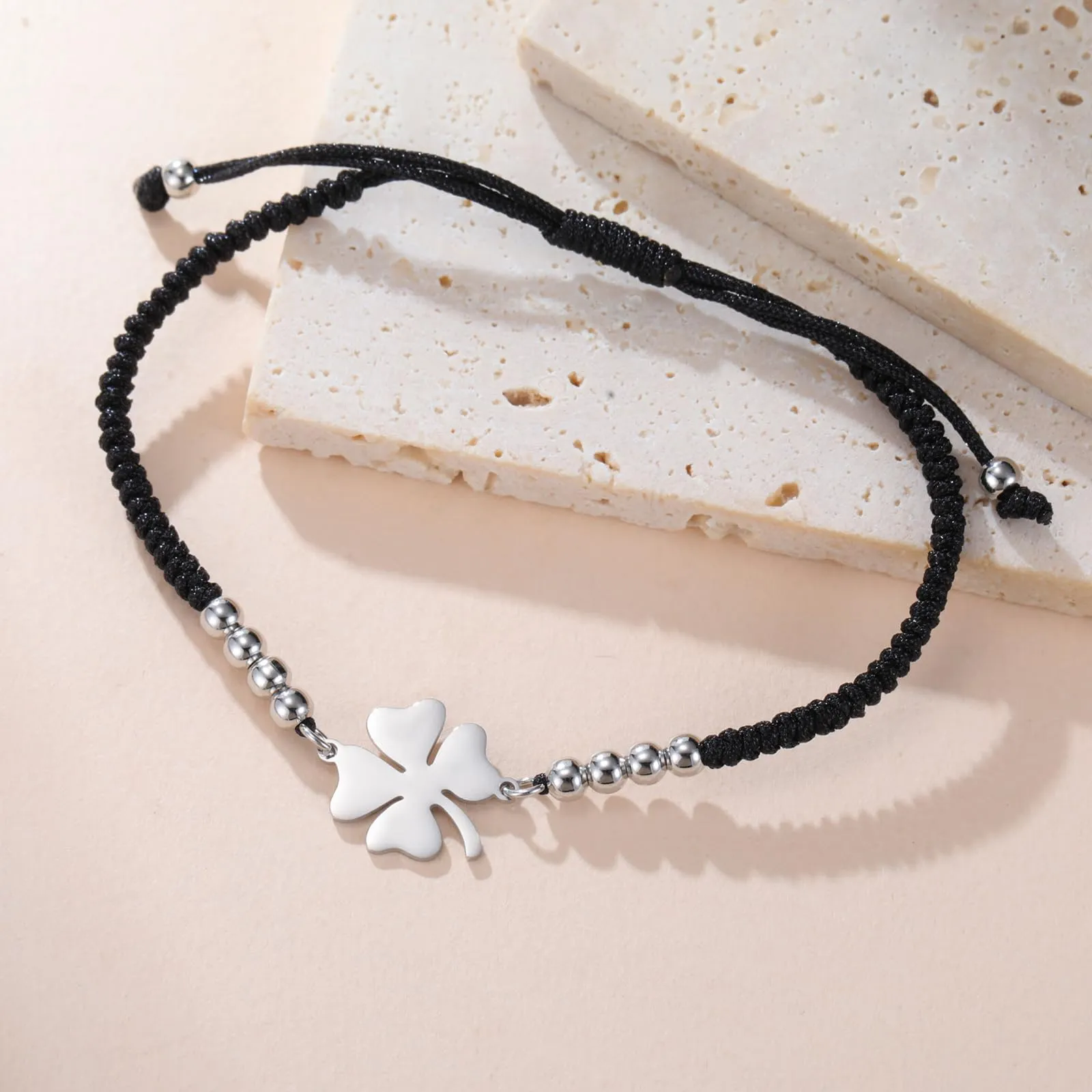 VASSAGO Bracciale da donna con quadrifoglio in acciaio inox, Taglia unica - immagine 6