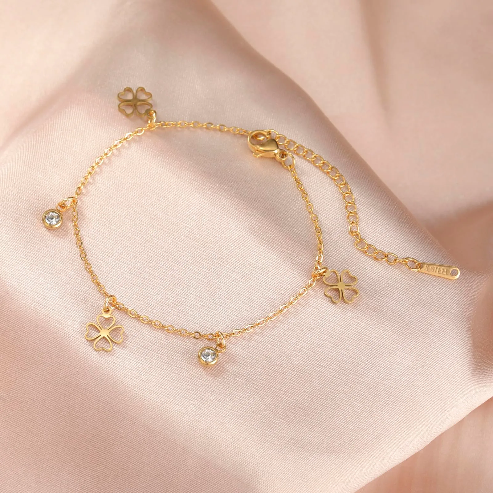VASSAGO Bracciale con quadrifoglio in acciaio inossidabile da donna, Taglia unica - immagine 4