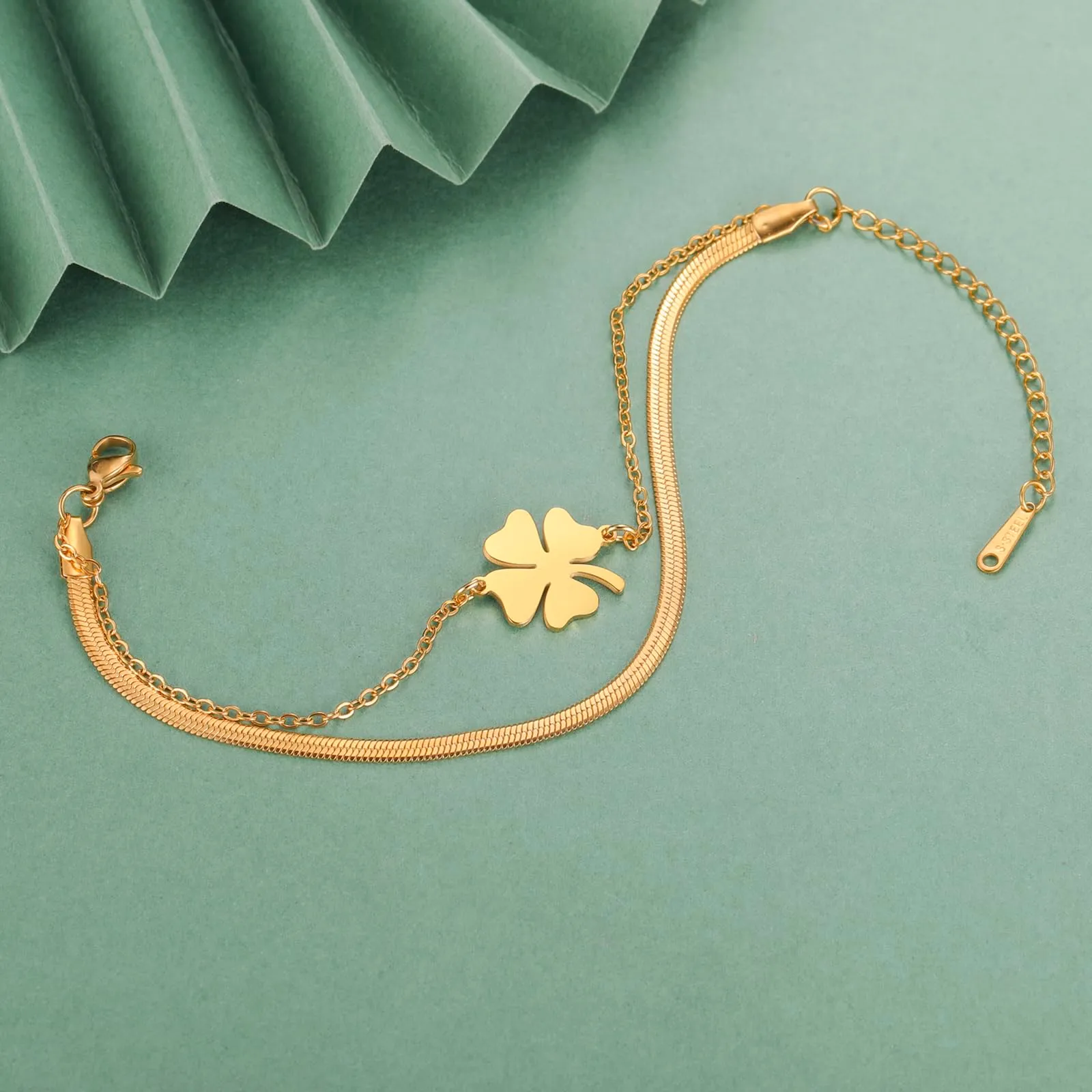 VASSAGO Bracciale da donna con quadrifoglio in acciaio inox, Taglia unica - immagine 4