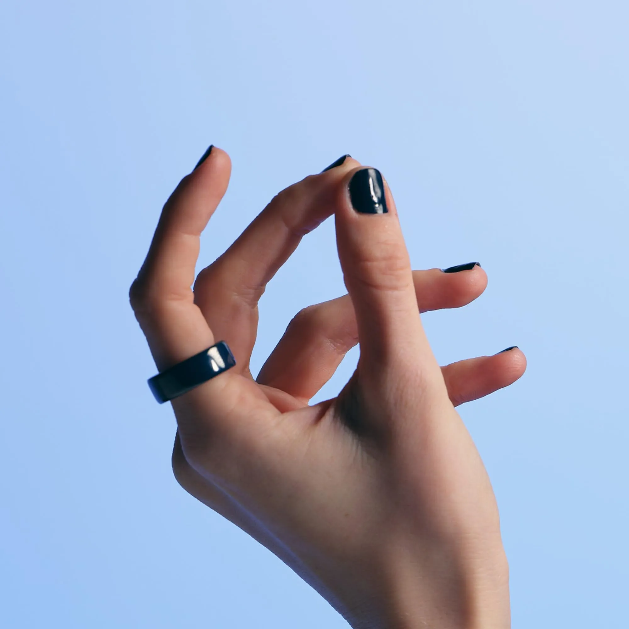 Oura Ring 4 Ceramic Midnight - Size 5 - immagine 6