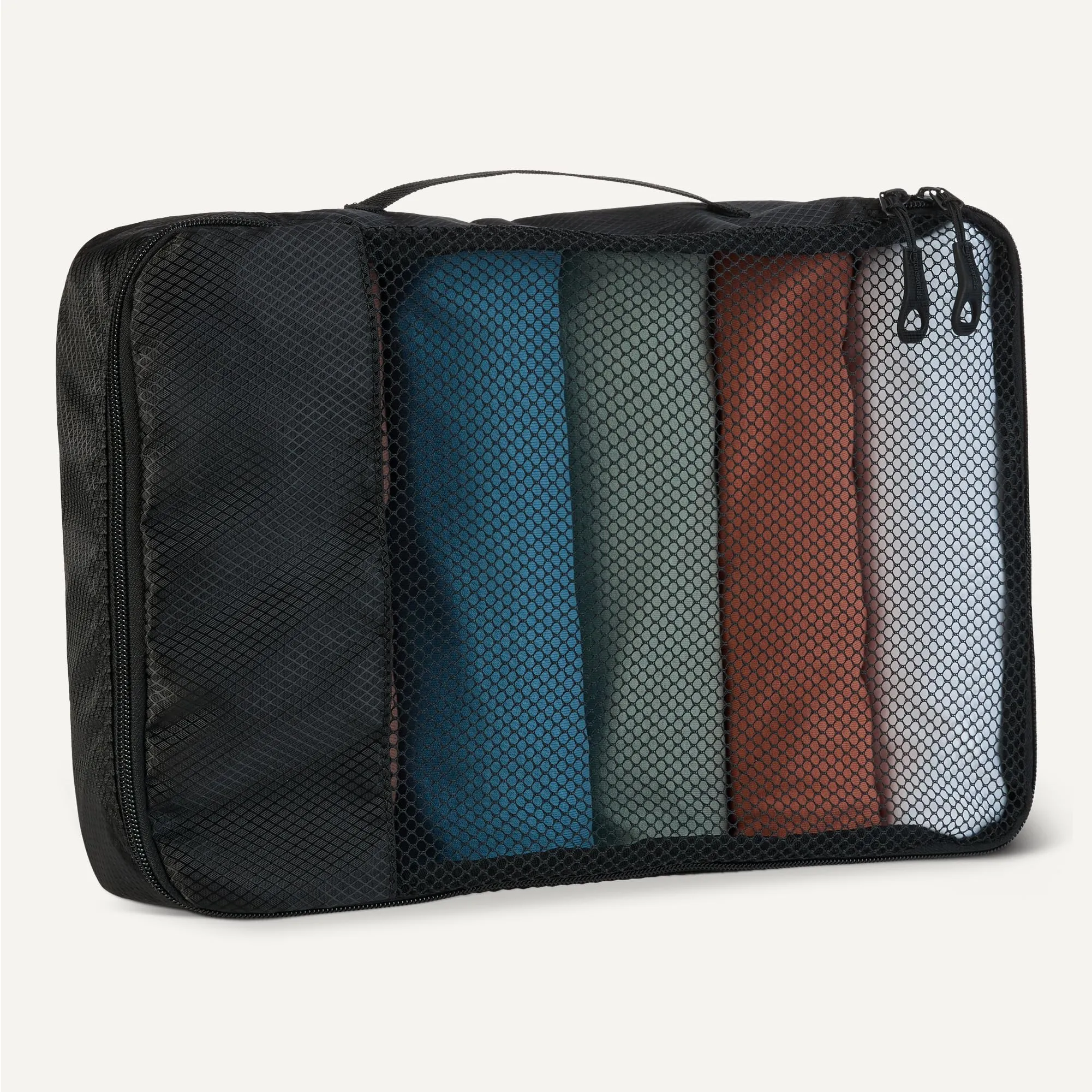 Amazon Essentials Set di 4 Packing Cube, Organizer per Bagagli in Poliestere con Doppia Cerniera e Rete, Medium, Nero - immagine 4