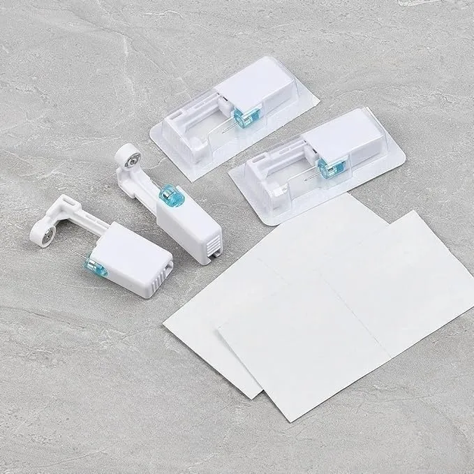 Aucuu Set 12 Pistole per Piercing all'Orecchio con 12 Orecchini a Bottone, Bianca - immagine 5