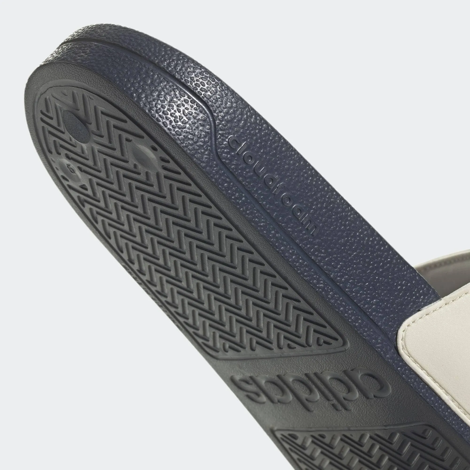 adidas Adilette Shower Slides, Wonder White Shadow Navy Shadow Navy, 40.5 EU - immagine 7