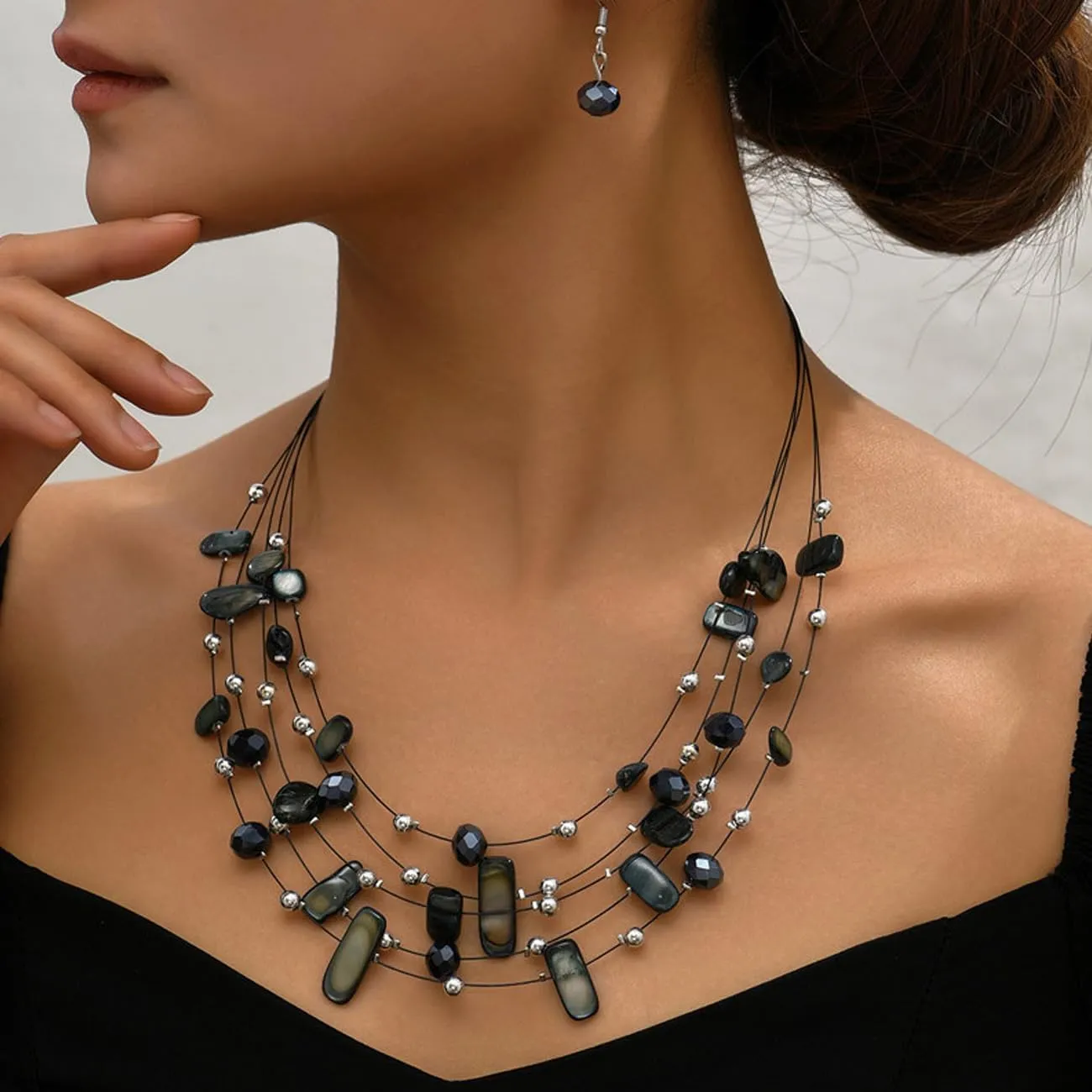 TOFBS Set Gioielli Donna Collana a Strati in Cristallo e Conchiglie e Orecchini (Nero) - immagine 5